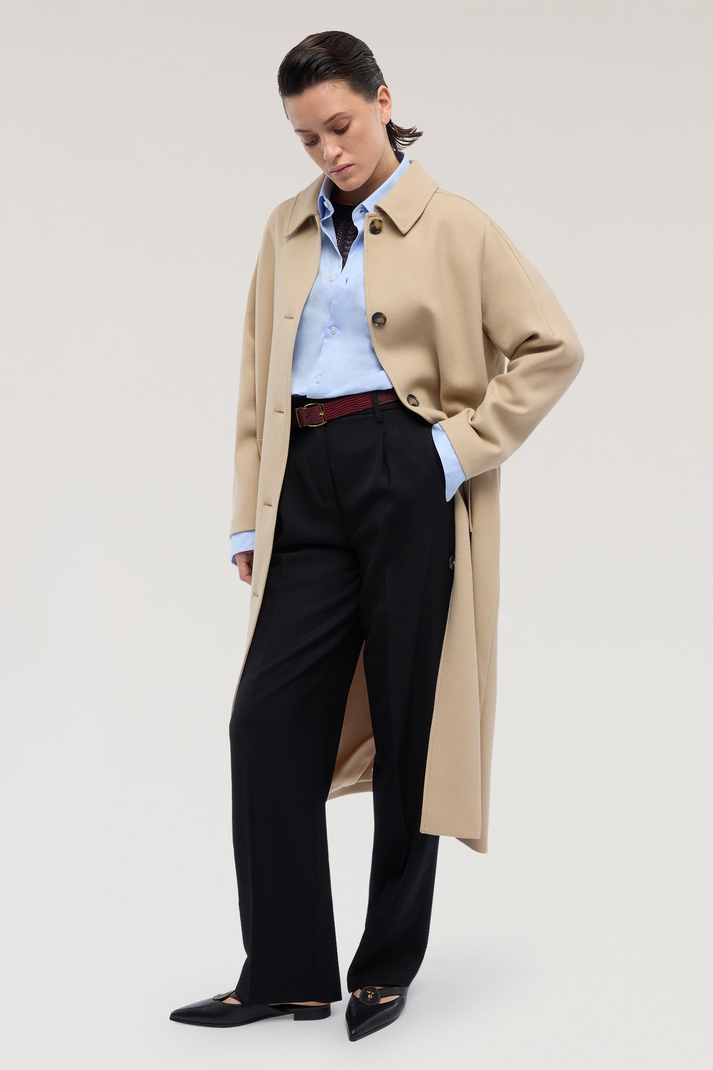 Trench in lana leggera 4|3ac50d634c9fd06f36e4710f009d1d6adfb2caa1b2644c9c56777e9add606147