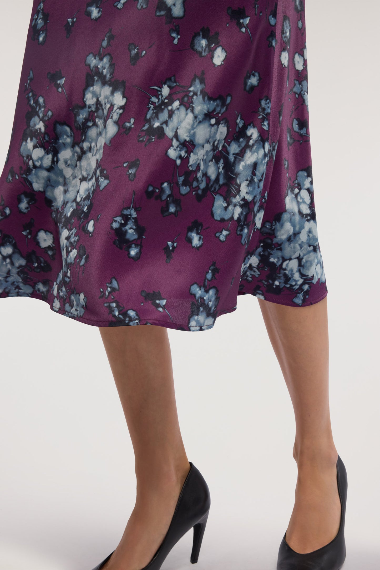 Gonna midi in satin con stampa 5|9b79358e26f9eee01f2ca4d68138cefa87c475fc9de6149c28d19955deb06a05