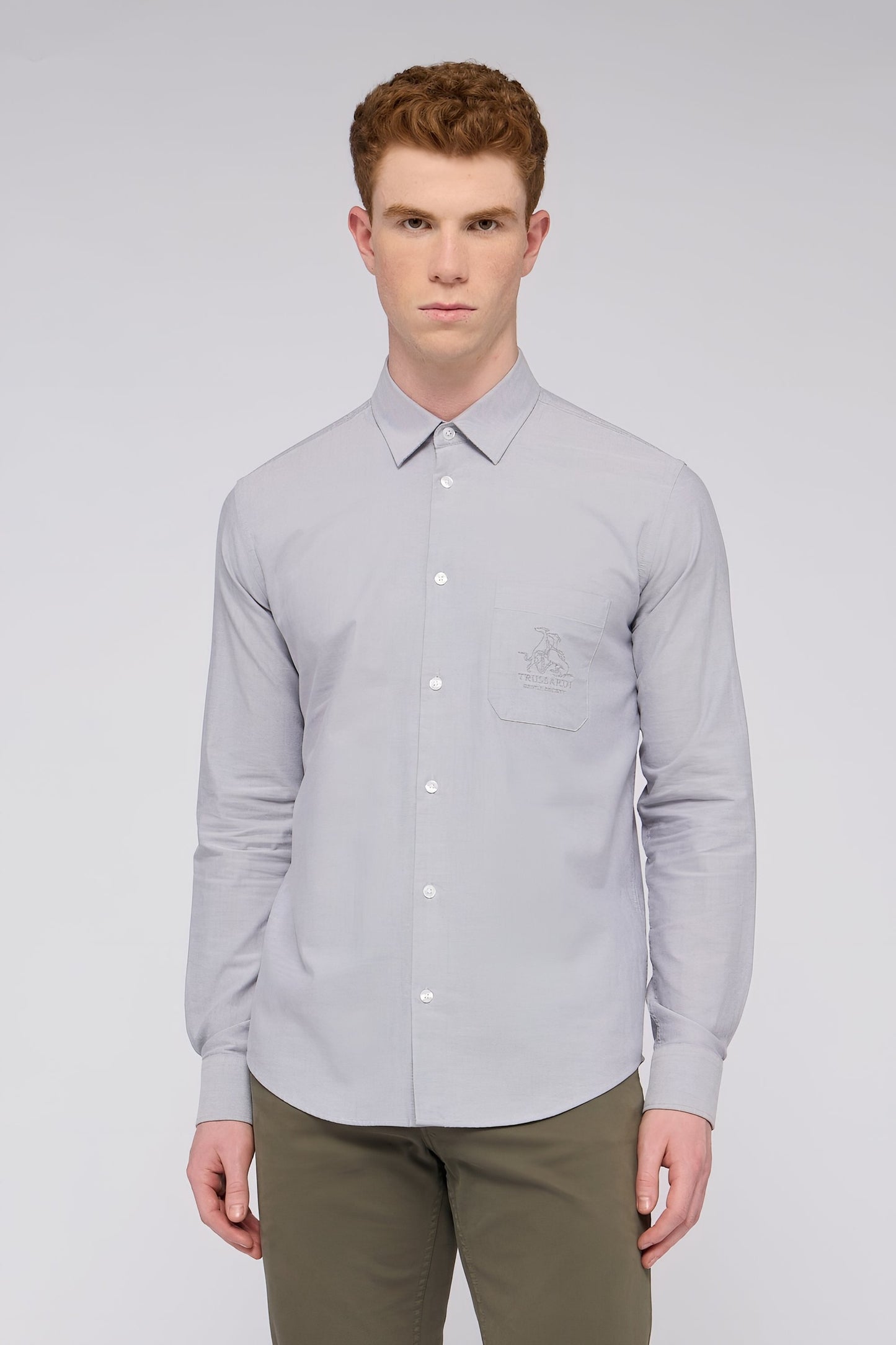 Camicia regular fit in oxford con ricamo Gentle Society 1|4a62653ff35fb69a9ae0a346d77e8fdeae1bf1feb79a0eec3168787787c40f1e
