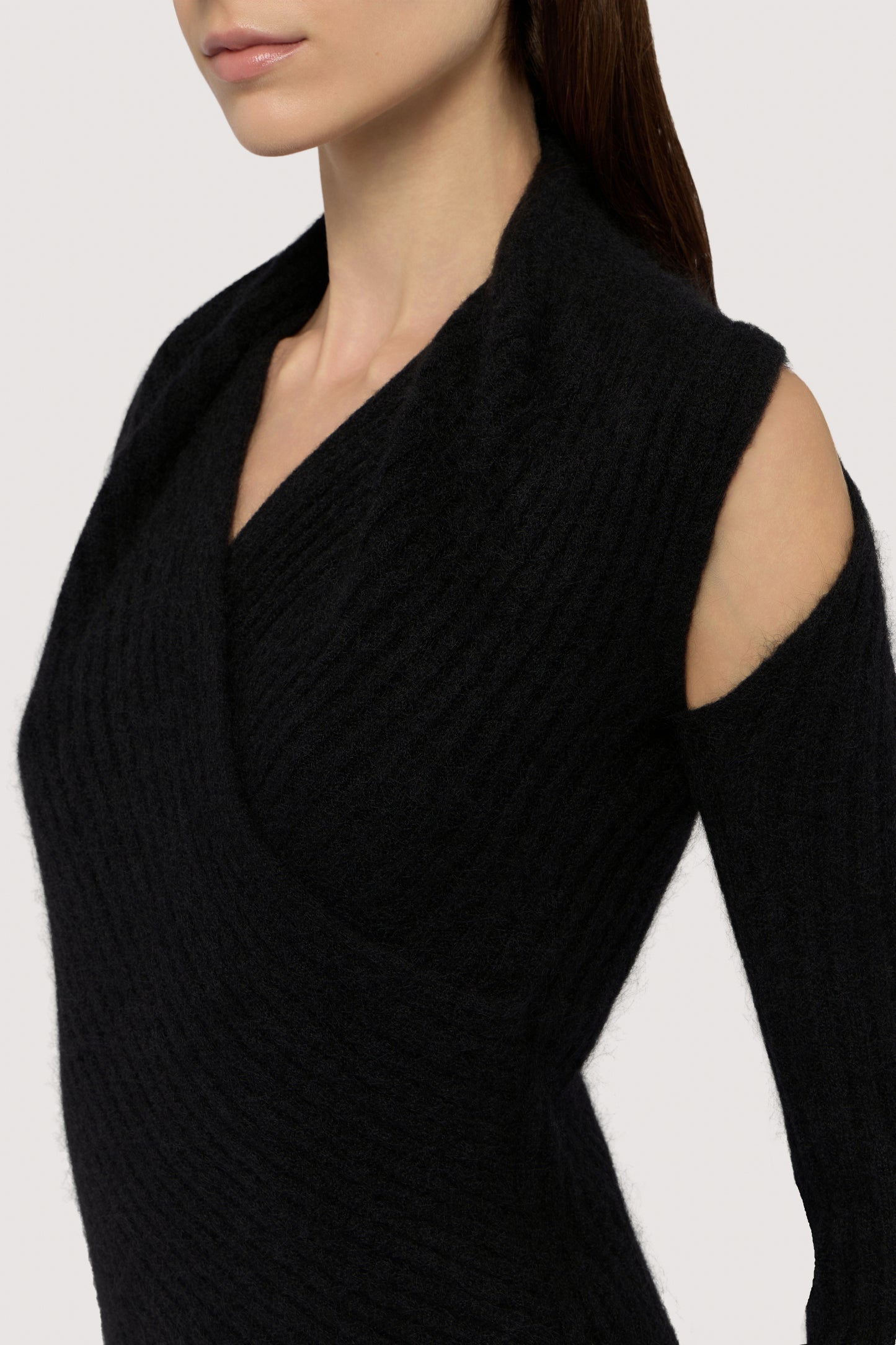 Abito in maglia incrociato in misto mohair 4|29e9e6fc9cce991a965f77cad93c1256e84087887c18a182132d15f93ef39216