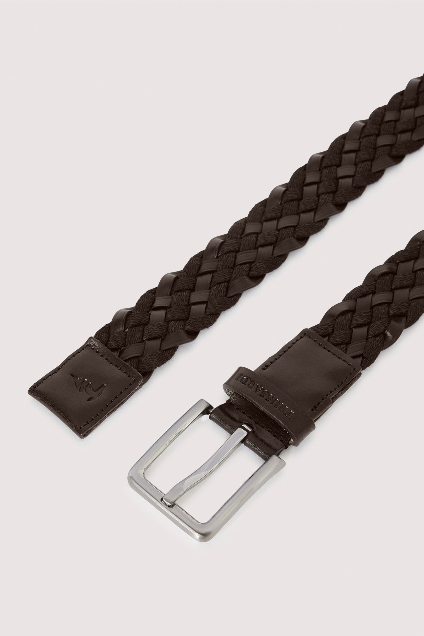 Cintura intrecciata in pelle 4|45bfe8fa3a66509a7102477ecc6d41932497f7427e374ad93ad834504a8ccd02