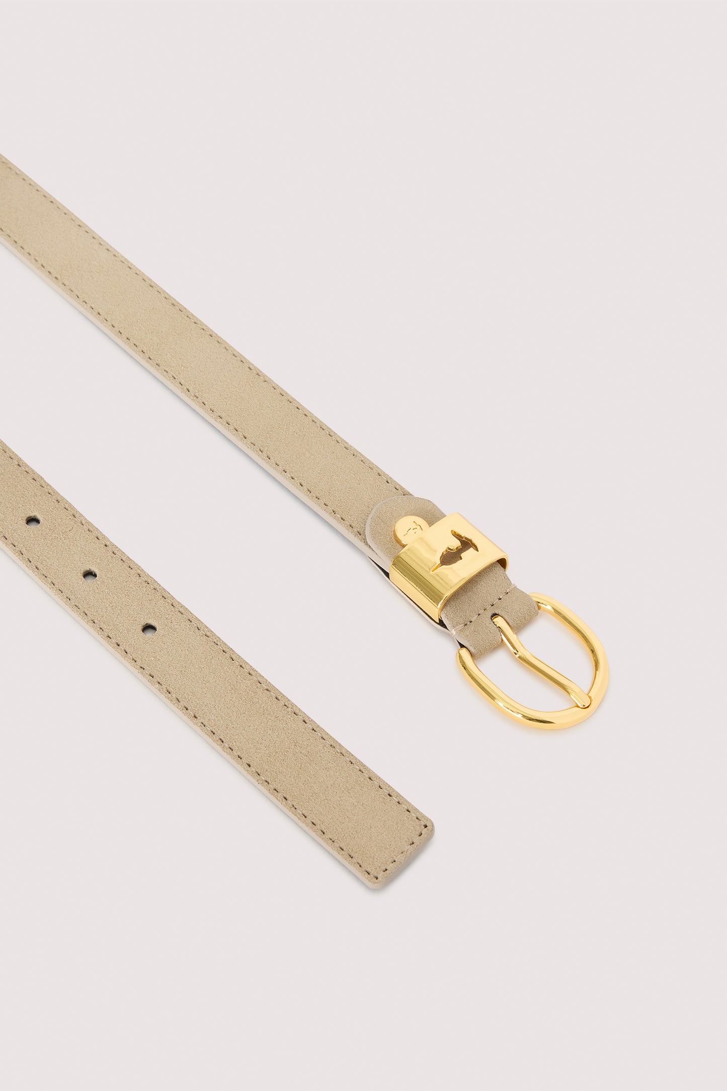 Cintura con passante metallico in suede 5|5c15888fad7a58a921bcb948a4372b6fa02824b66da3806d12f0aae71ec22d0e