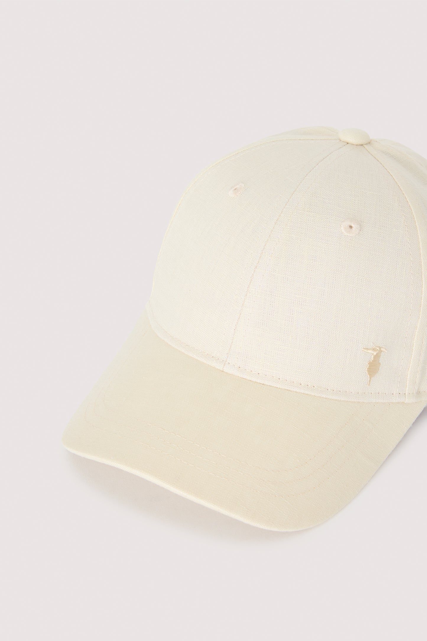 Linen baseball cap with embroidery