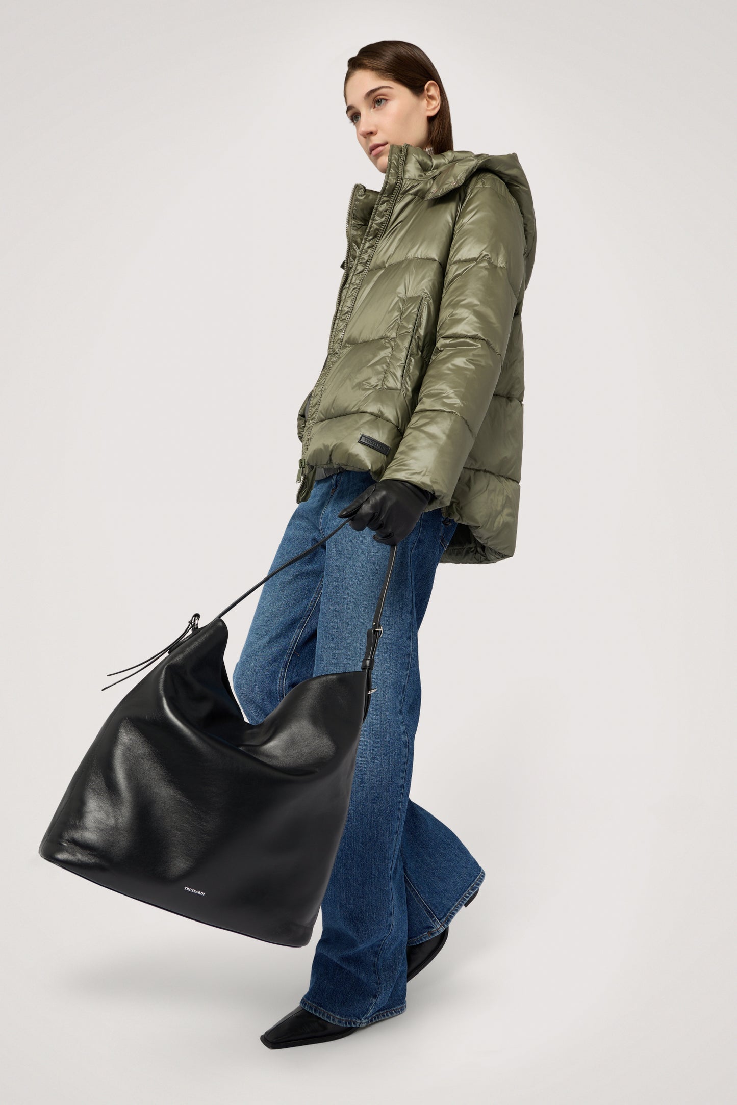 Giacca imbottita in nylon lucido 6|a8156c39ebe4a9d7868e58eea7eaa046ea047a73643d023836866dfb380cd04b