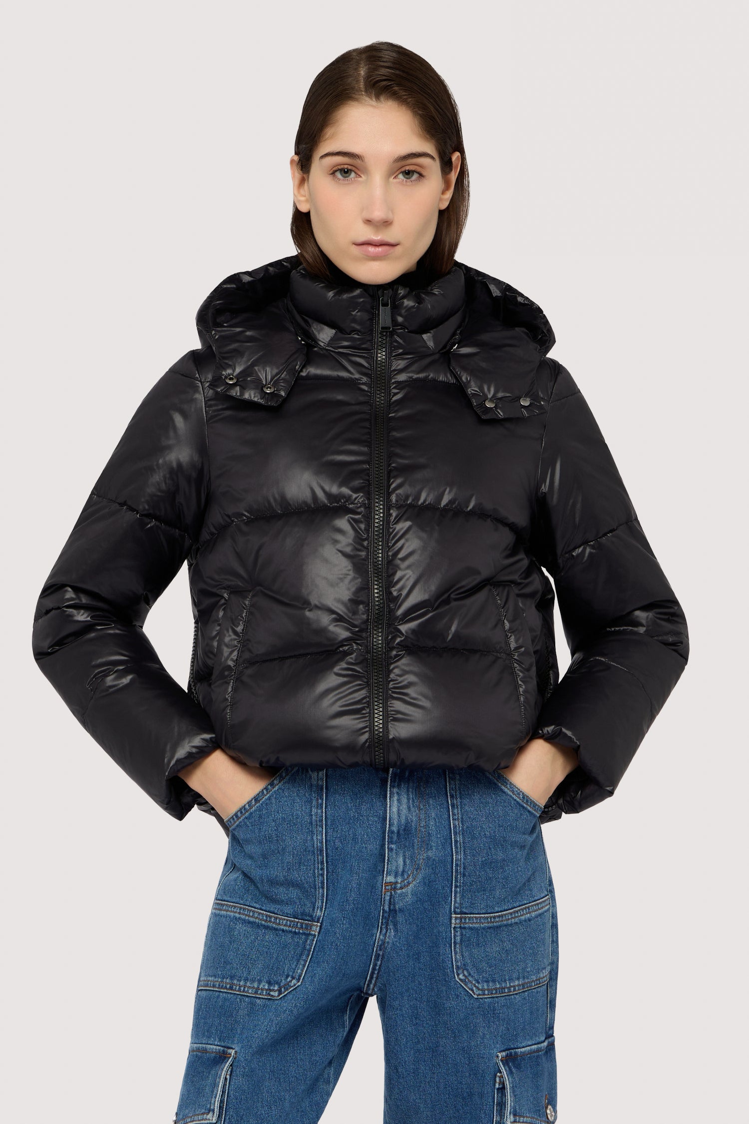 Giacca imbottita in nylon lucido 3|1f1eabebd6628c2abf234cf33b7367ca061b05943e1771ce046ee25296e18791