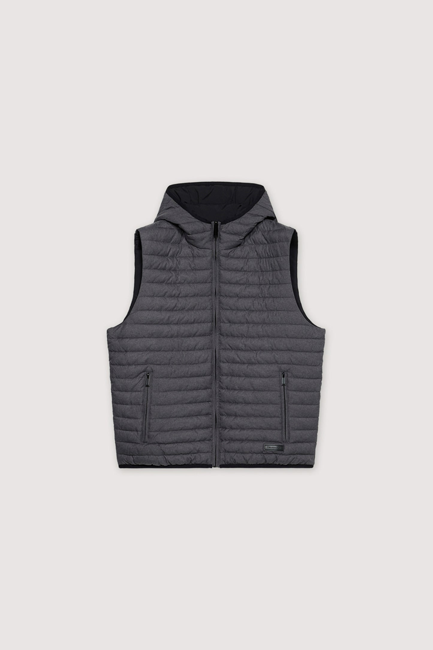 Gilet imbottito reversibile con cappuccio 1|f29dea277238f143f8c2701fdbe80b7e88a4a2d1f1cc1153e1231caf82cea7ca