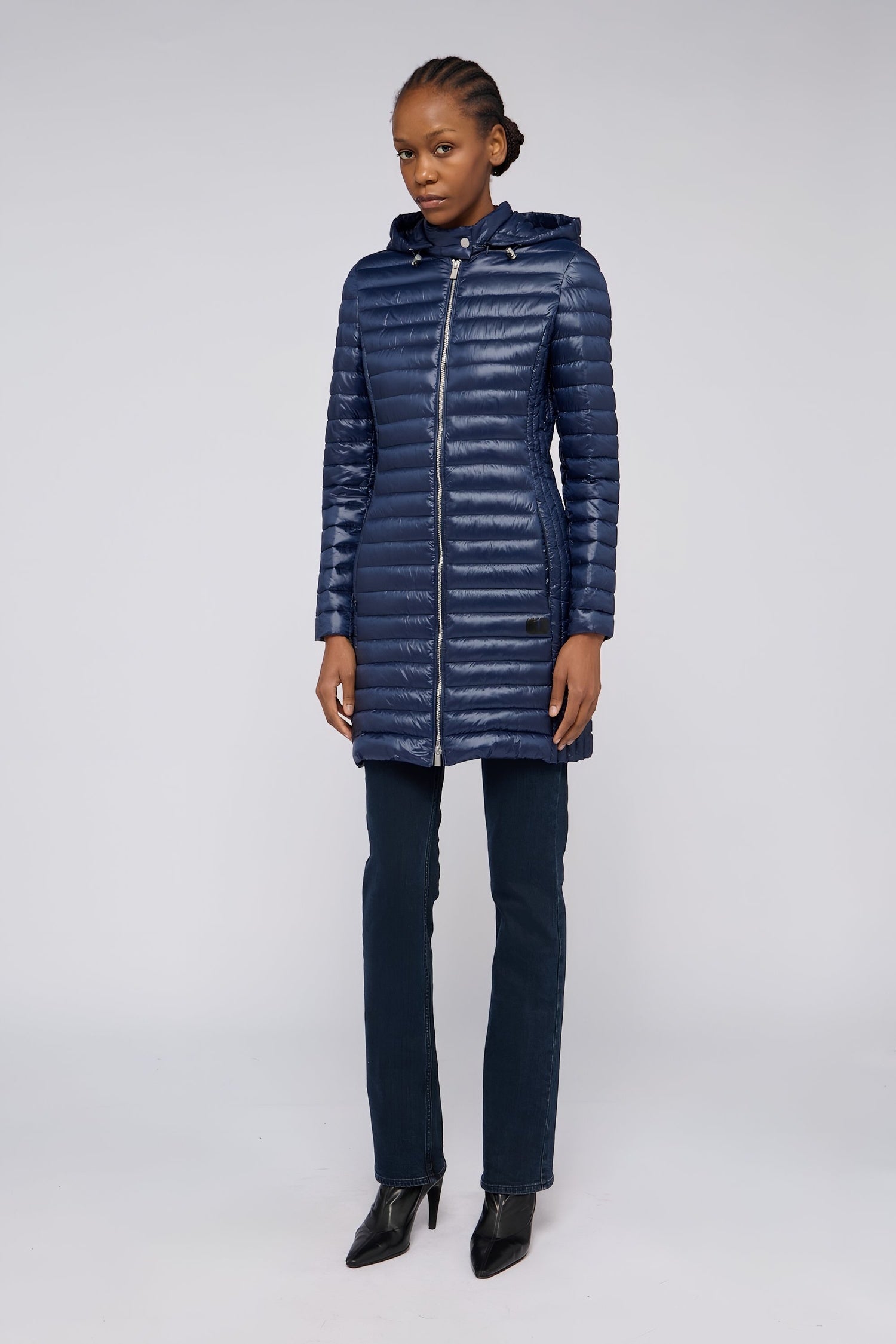 Giacca imbottita lunga in nylon lucido 1|b0661147a90e6f5eefb0948cdde5f1fbfd3ea51cd0dcfc7d448280afec66e0af