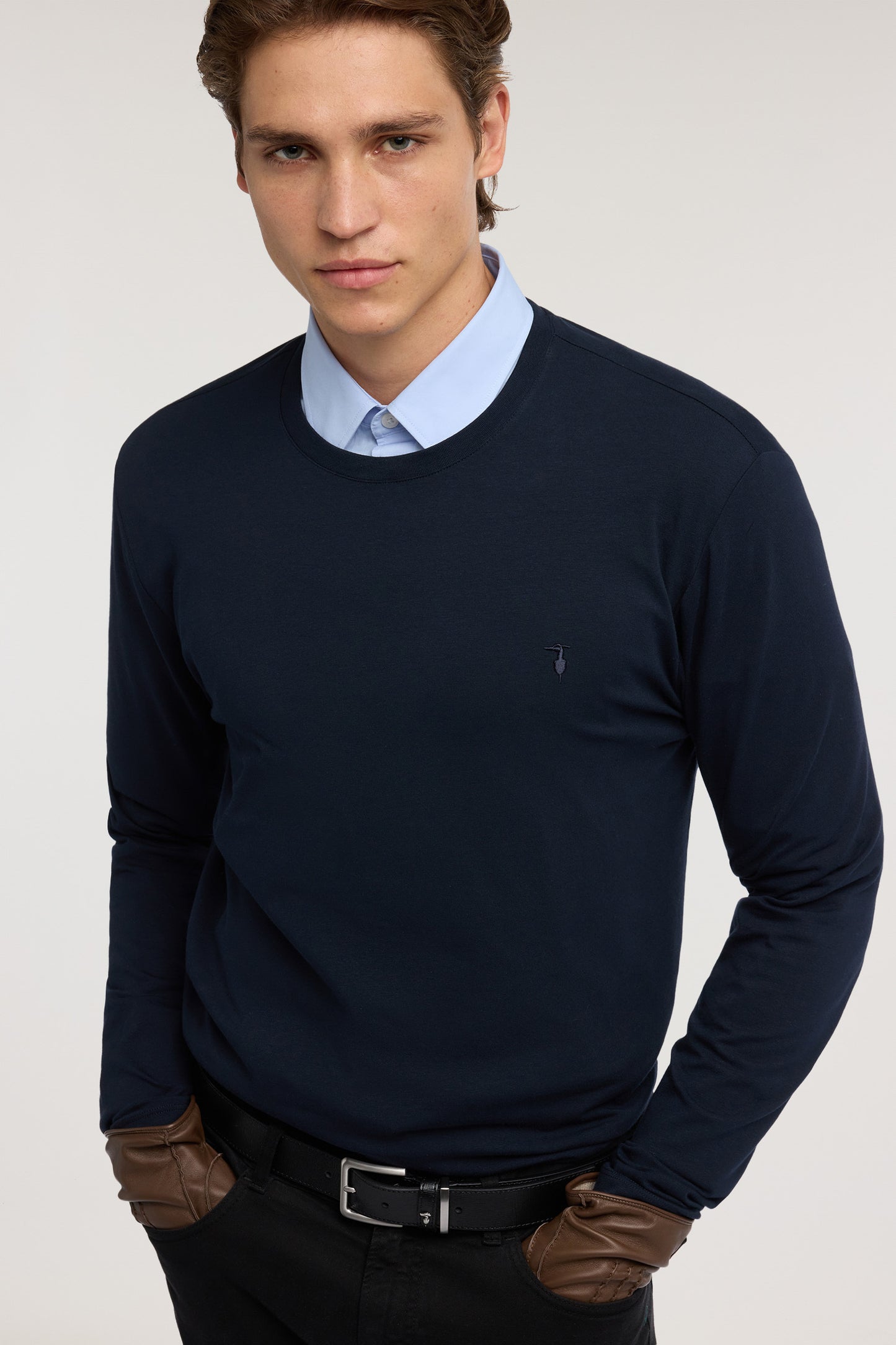 T-shirt slim fit in jersey a maniche lunghe 5|2aaa9c1ed89681921280a7ed0264c092d26007db9412f8cd63910903e44089c5