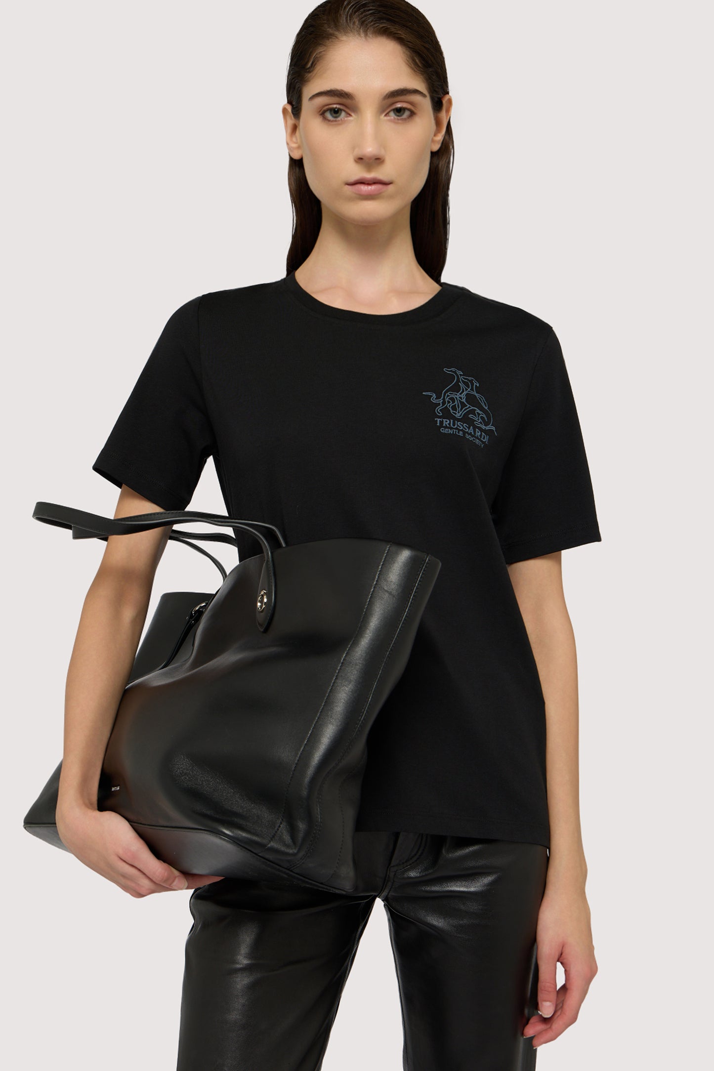 T-shirt regular fit con ricamo Gentle Society 5|203f4528716f1539f553b365df4480d7f7e58cfbea1d796de18fef1a80942c7a