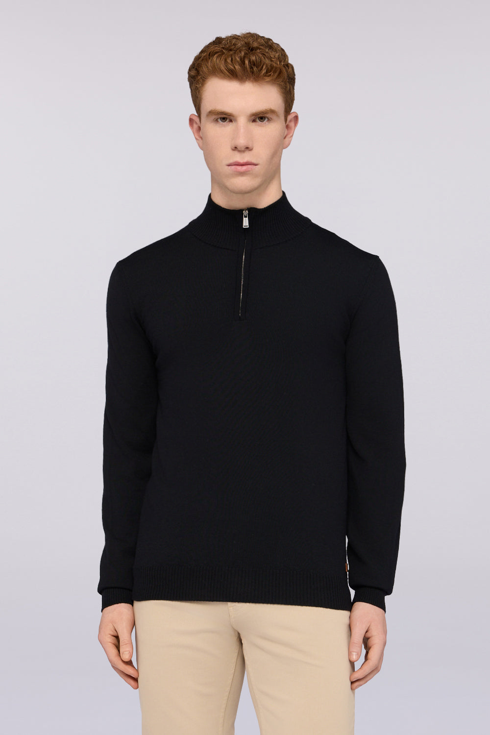 Pullover in pura lana con zip 1|747601cee7cbc5d1cb7910122bde4aa9eca64316292dda06d973275bdf6d7821