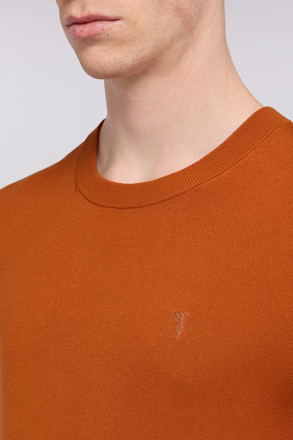 Maglia girocollo in viscosa stretch 3|33d934d18a33e33d48448c777cba700f7635431a3cc70c780d301799a9209c6a