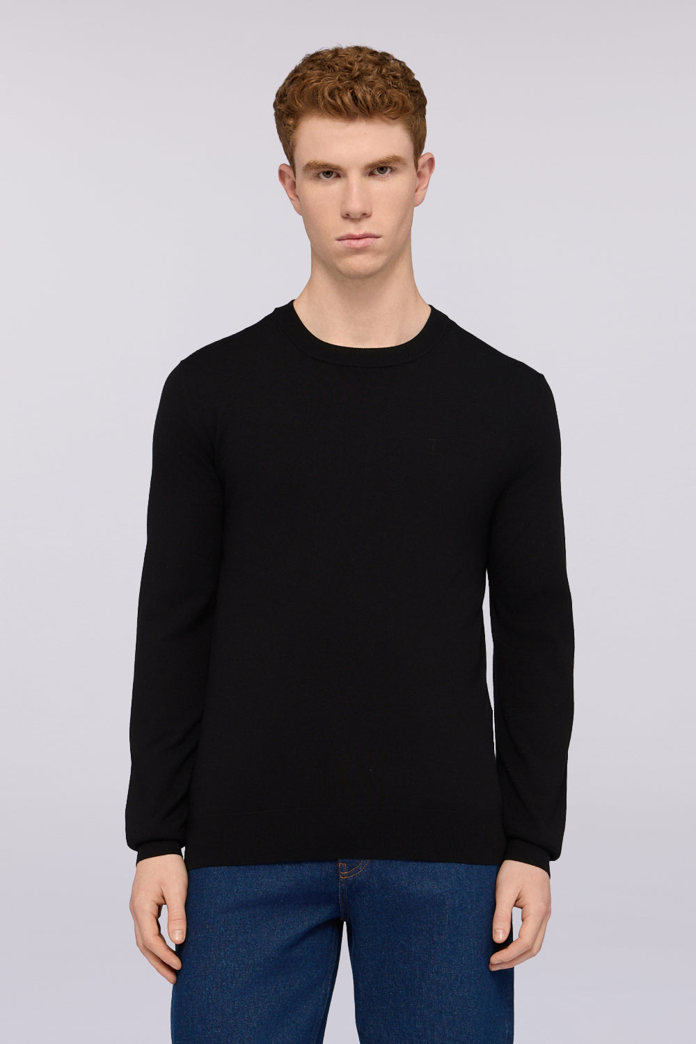 Maglia girocollo in viscosa stretch 1|06f47228f2967cde11449ddfba8cf6f01eace35e5fa14b78d1c69a4e723d695e