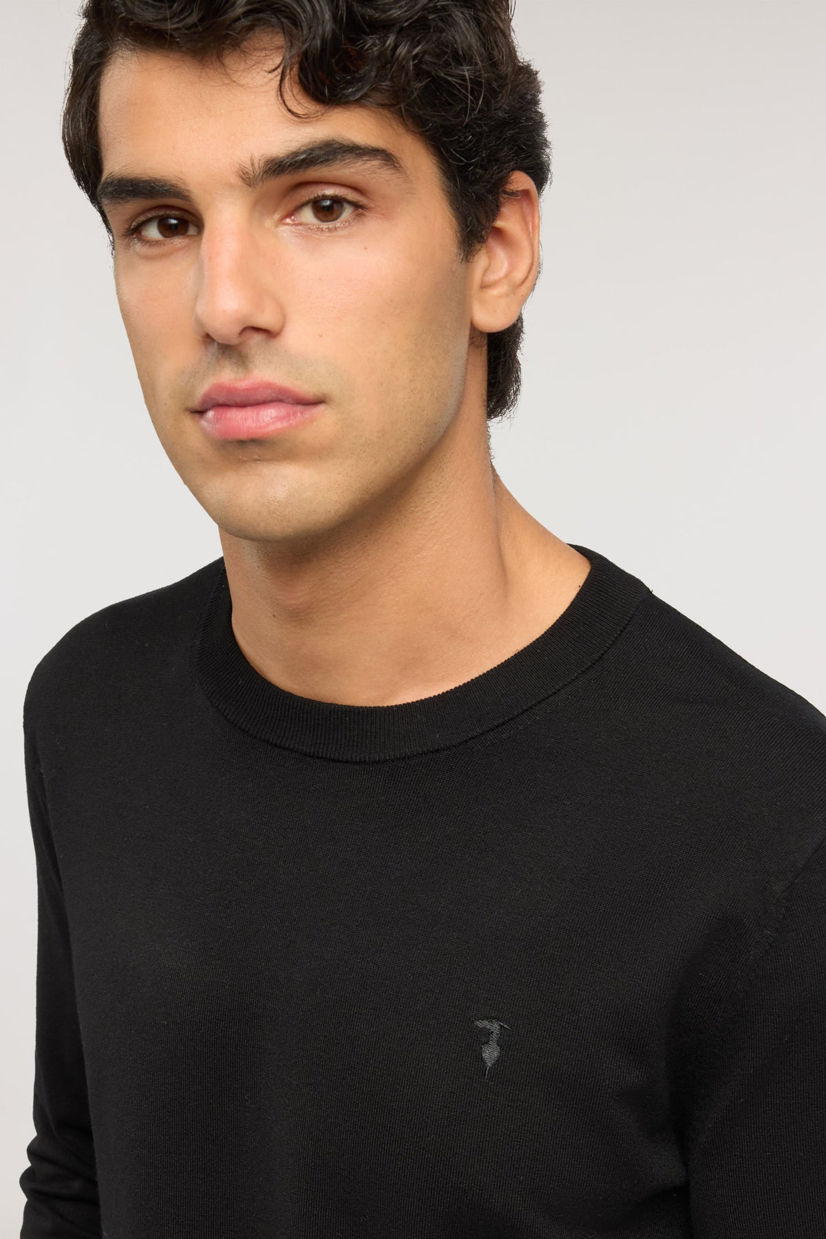 Maglia girocollo in misto viscosa 5|0c3e6e4af423edf2ac44b42b7291ff9f523a7f45922ee7aa476a79aa480dfdfe