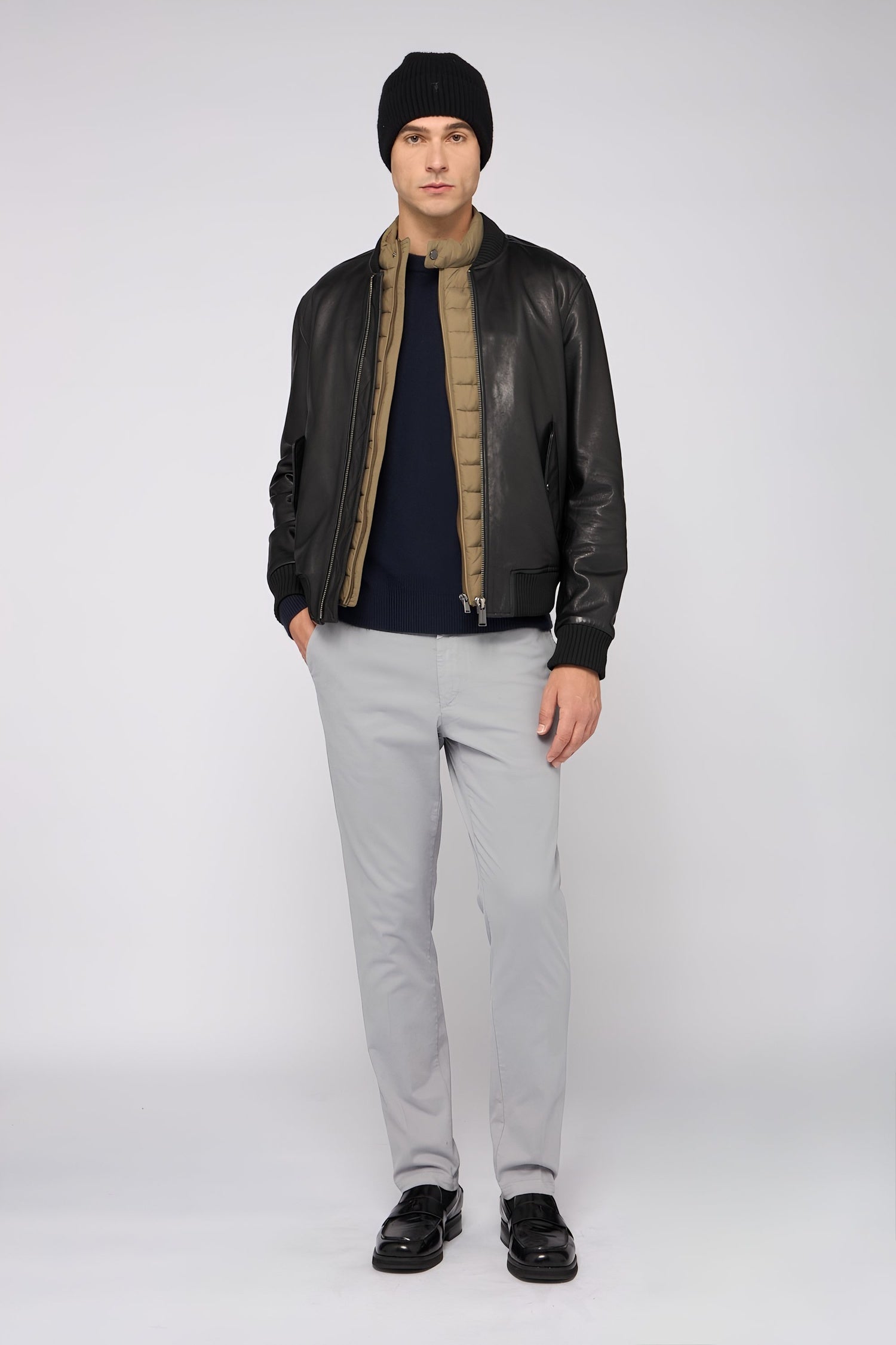 Maglia girocollo in puro cashmere 4|f2c890a9b236f2874304ea34d0a1d6d85f564732de84795e3ae4bc3cc7d3c246