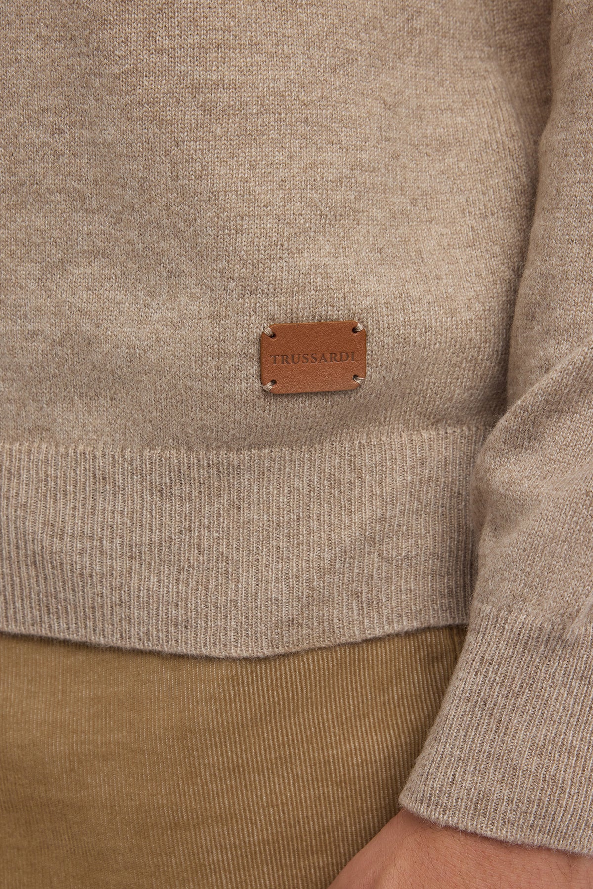 Maglia girocollo in cashmere made in Italy 4|0a0c979e586f7be405c9890d36ab123f6318fd1d95a0366da849d634634c0db5
