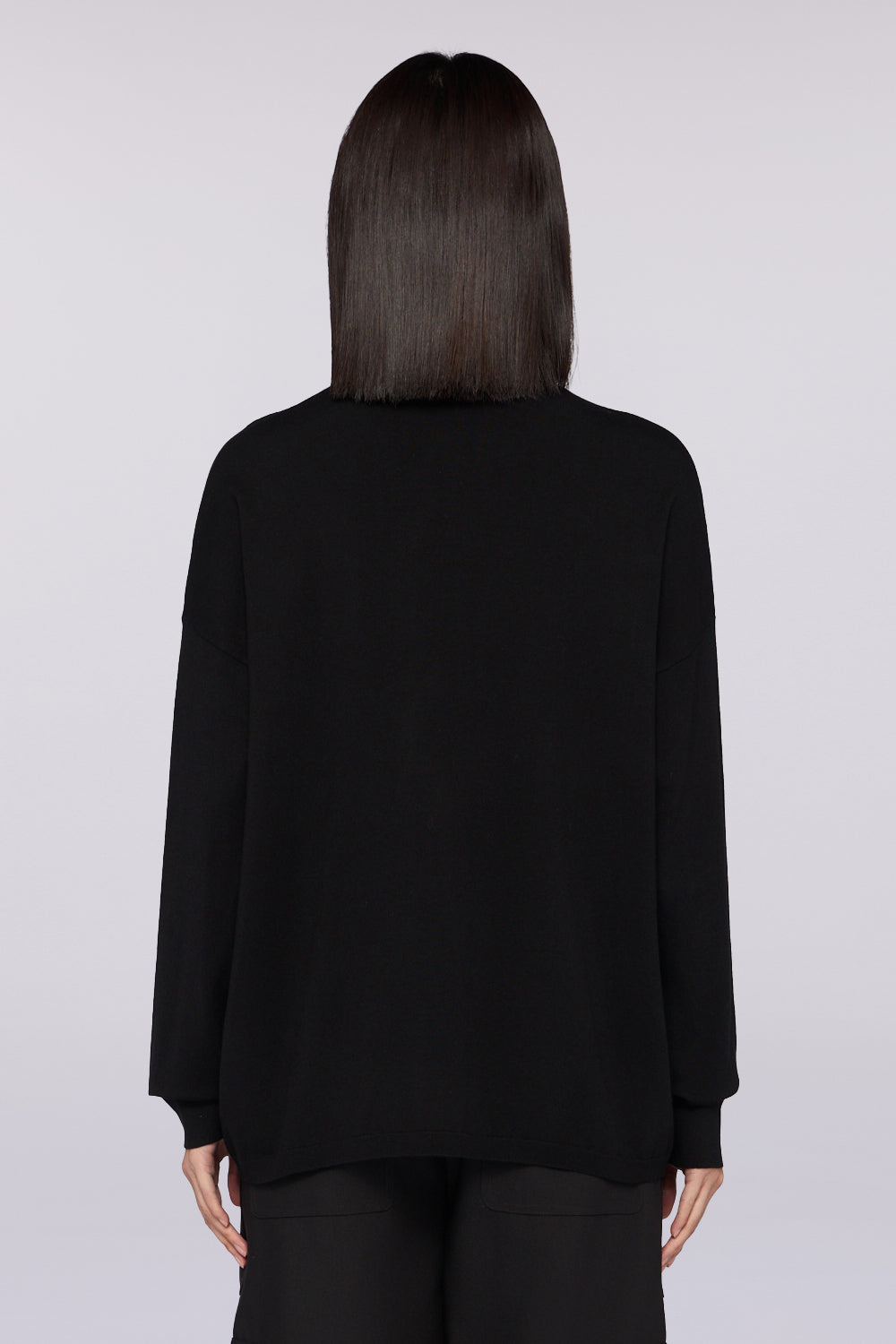 Maglia a collo alto in viscosa rasata 2|42b24d96a8c470c0d97a6fe48a376bfbeda25170cb8ff3e7bc13d23961bef00c