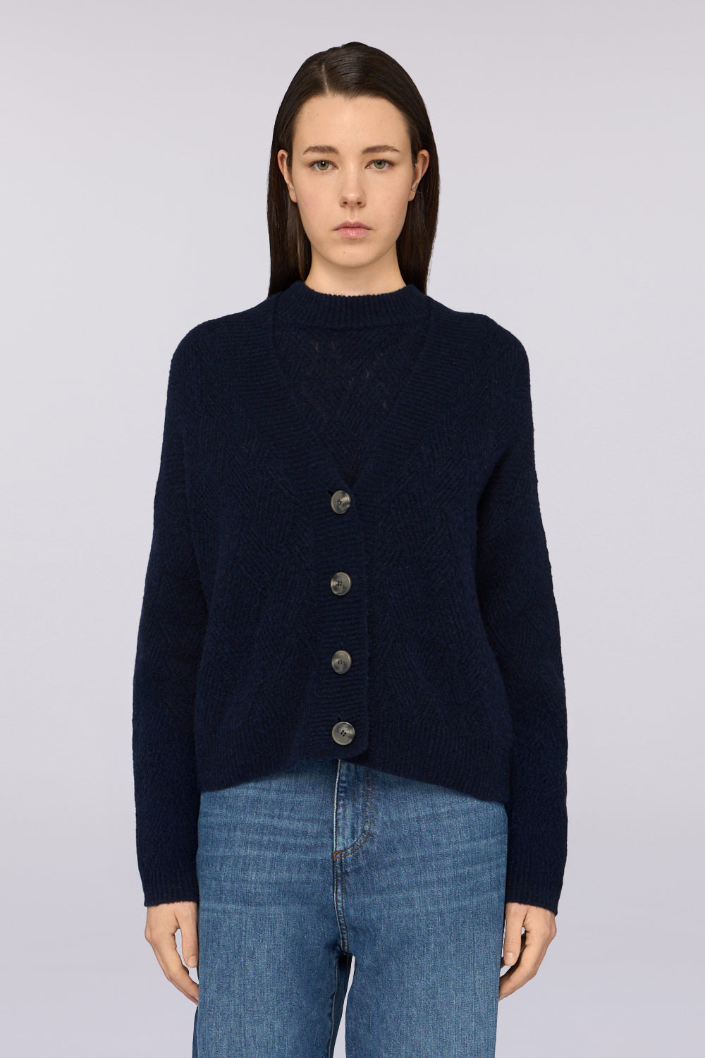 Cardigan in misto mohair super leggero 2|2fd6390f1b64b601dae64832ebda7262d7c265081cfb7d3f053ee94e44f81066