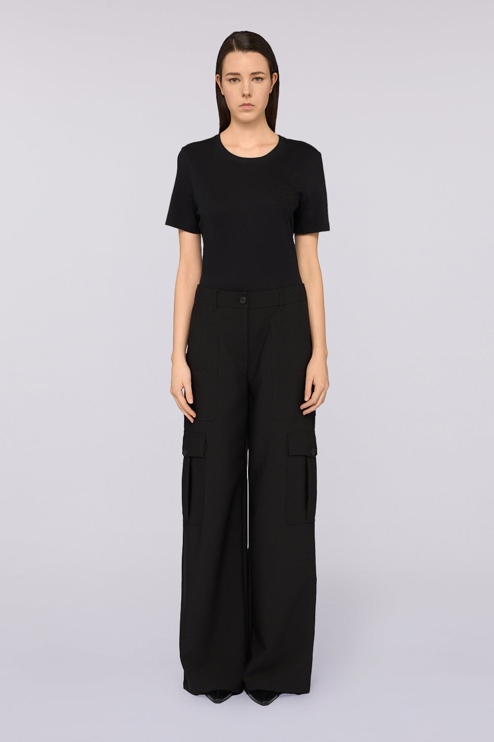 Pantalone palazzo cargo in tessuto 1|ebca99d339390512d5783325746df988a66c7b8d9b3d5bc2abda04d9ea4bcbad