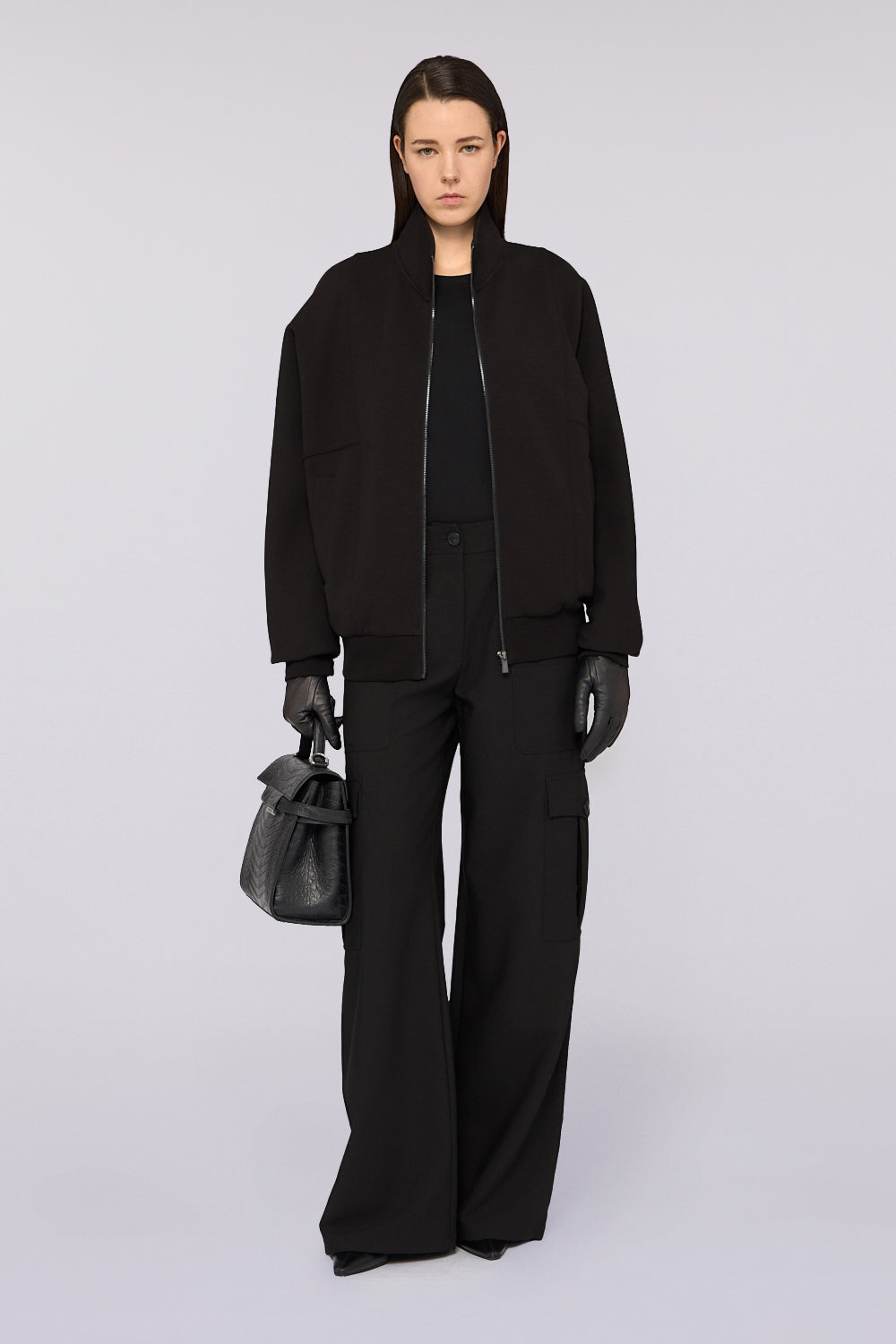 Pantalone palazzo cargo in tessuto 6|9b133c8415772e0cfc348e5aea4fbfdd813147bc015608a037893330ab4254bc