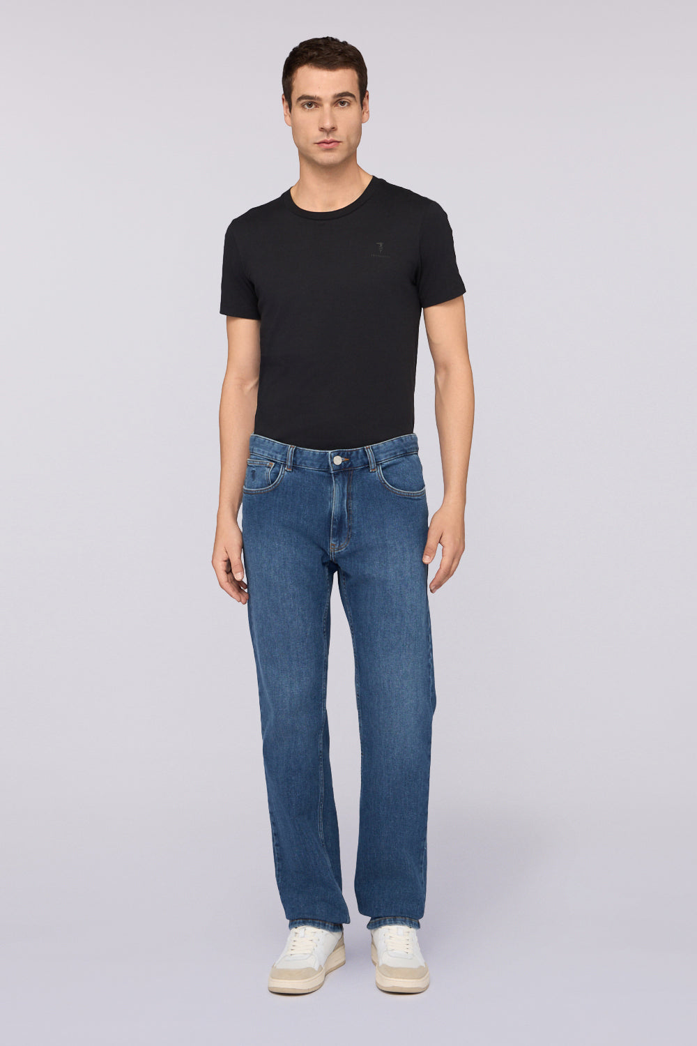 Jeans 370 slim fit in denim super stone washed 2|11b9e55fbcdfbd090827c60f383e82c7b0709fd2878f449578af6c9b1c142b36