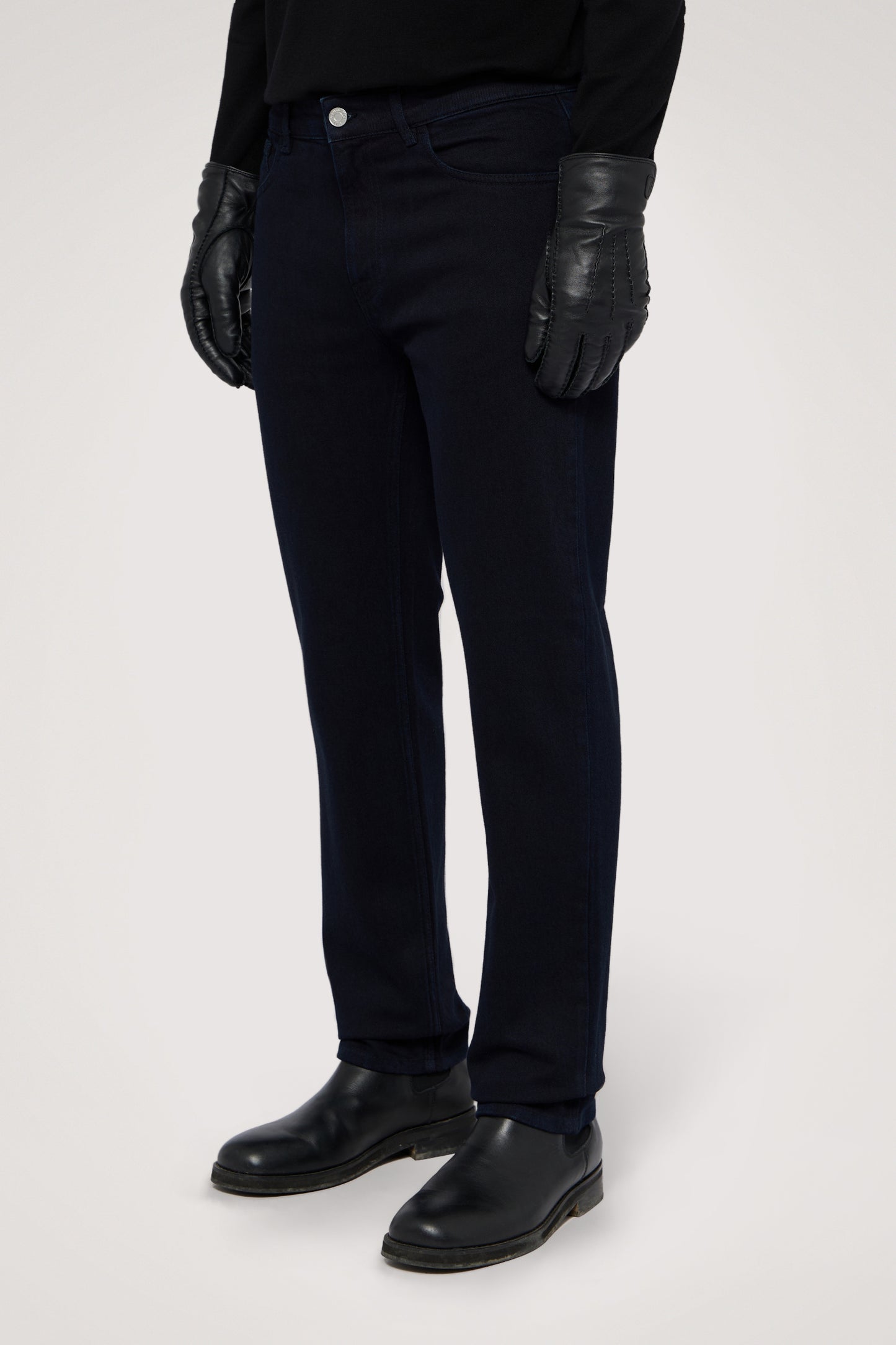 Jeans 370 Close Slim Fit in denim rinse 3|daa5e93b7b7ffe76447768ef5c806ca3bfa2bd34f3bed51c75960fdea71d1222