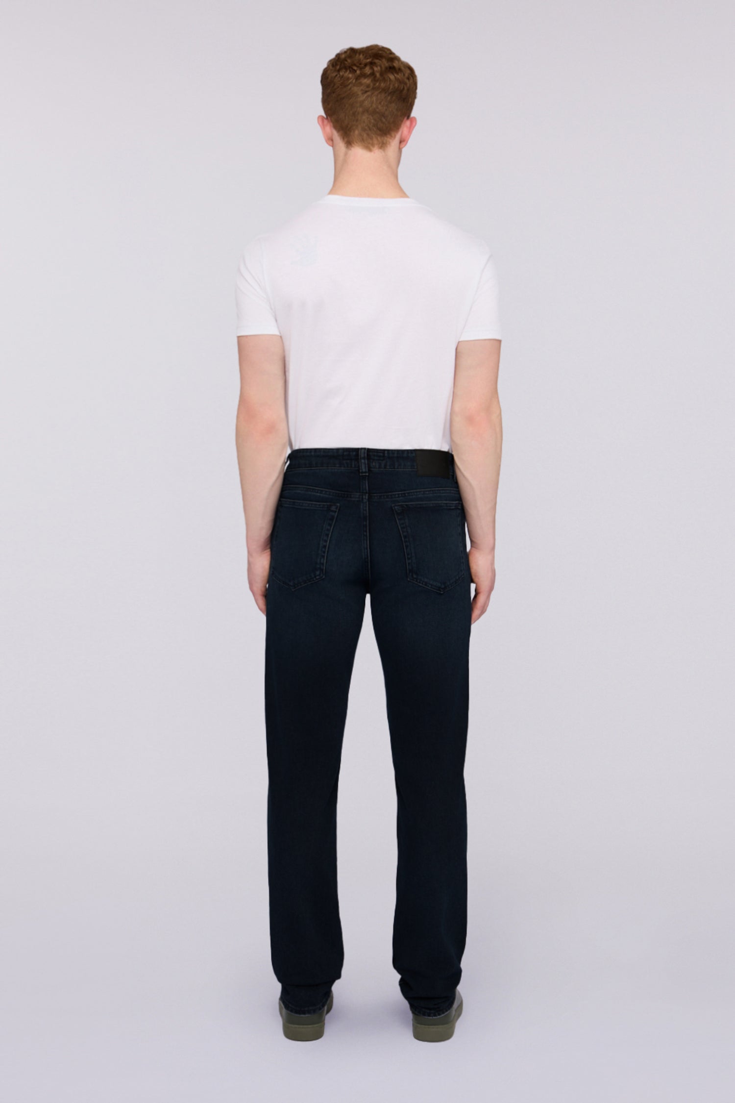 Jeans 370 Close Slim Fit in denim rinse 2|6f4c0f7ccbbcf622e230d3471407ad6bf5ec6d247acba5dca5de54a6d82eb596