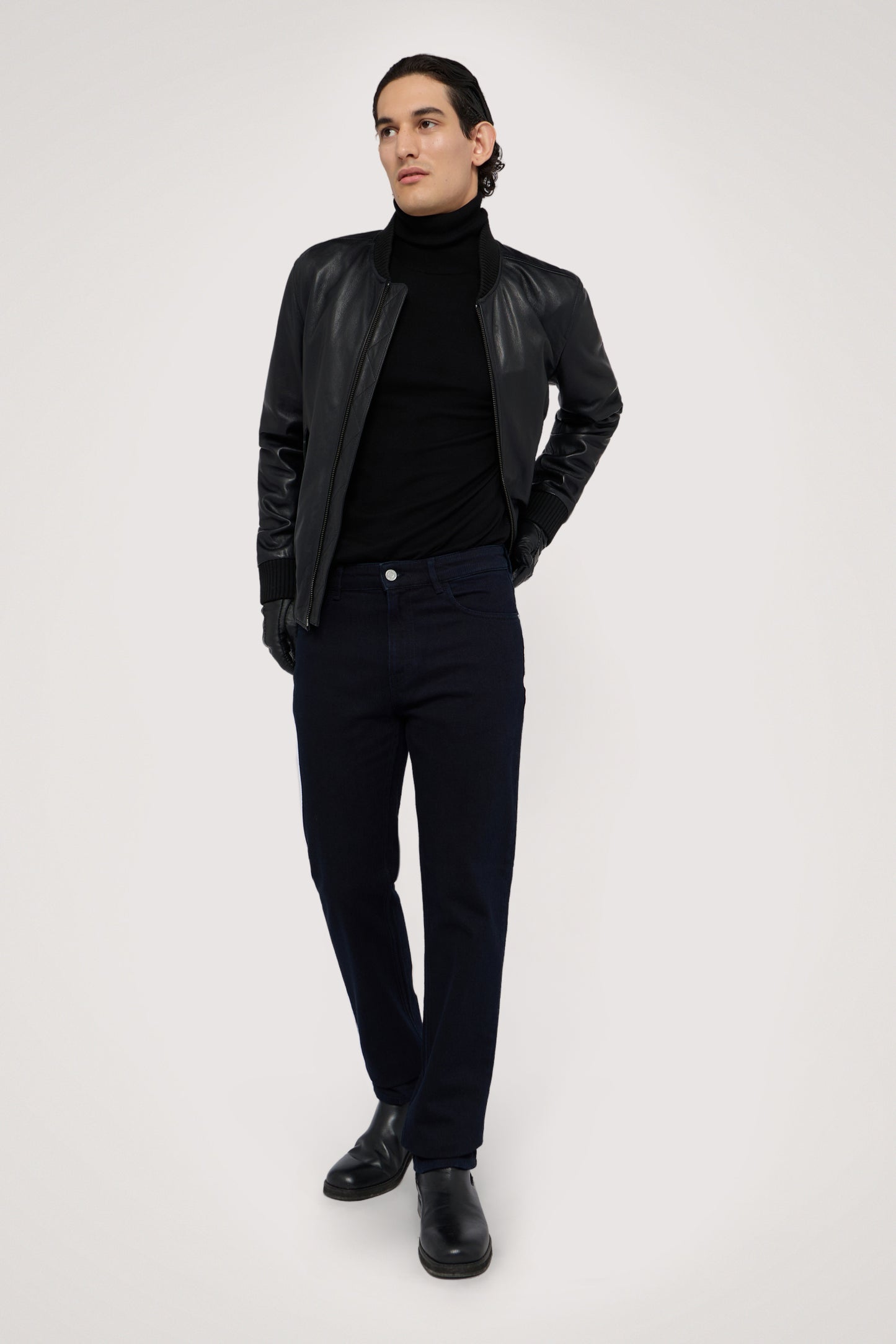 Jeans 370 Close Slim Fit in denim rinse 5|0ad276cd596d2c9e403ab11633d9868adc37d204344f55a2bee39fd23aabace3