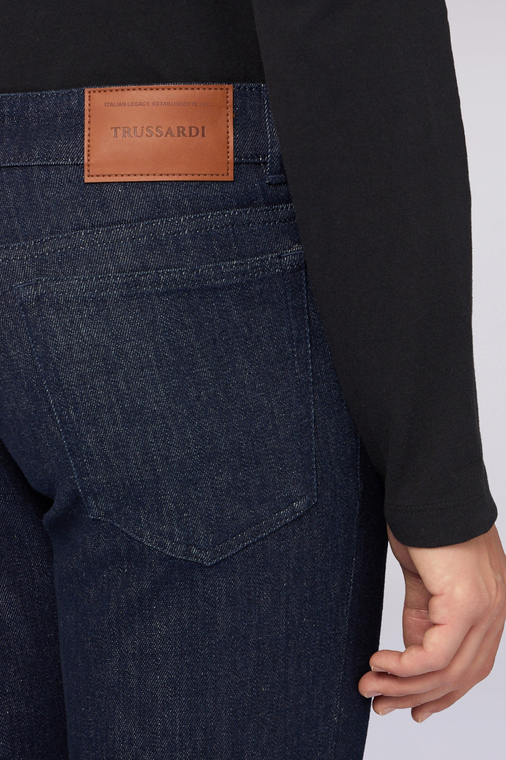 Jeans 370 slim fit in denim rinse 5|1de978a0706dd89af3b7fd8f457c7a6970404c62341ba6be09846e73f86ad83d
