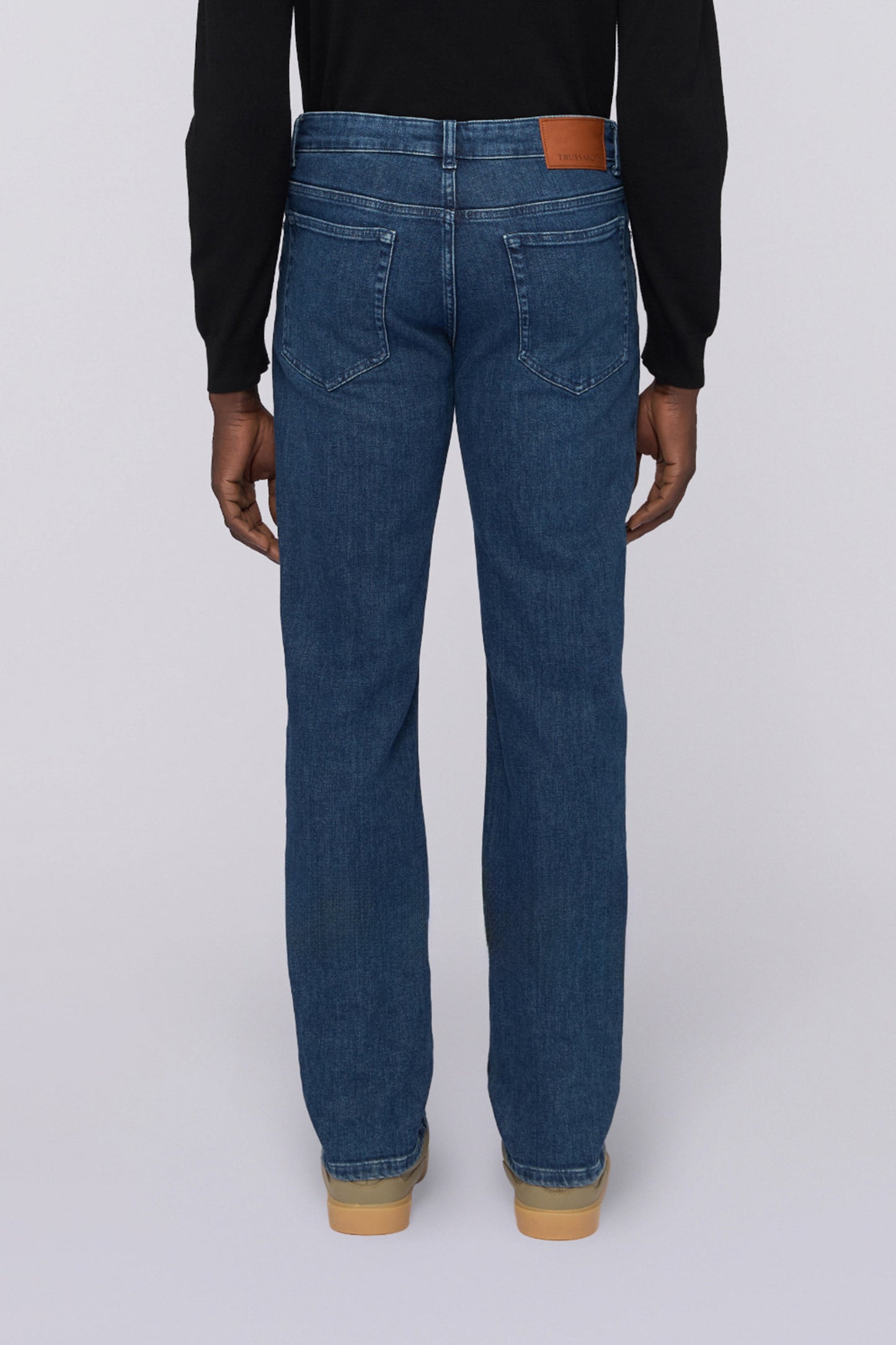 Jeans 370 close fit in denim stone washed 2|52731d6d083db3ce04c6d454616a46c4dd60fc6745683fa6f280de7de9a8225a