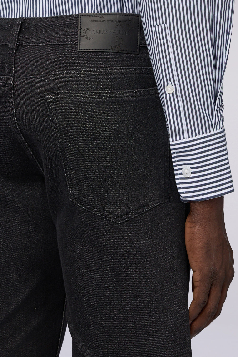 Jeans 370 close fit in denim stone washed 5|4a51a5ffbab31b22b482ab8d508dc7bef0b3be0074304ba5603c5ac69abc763c
