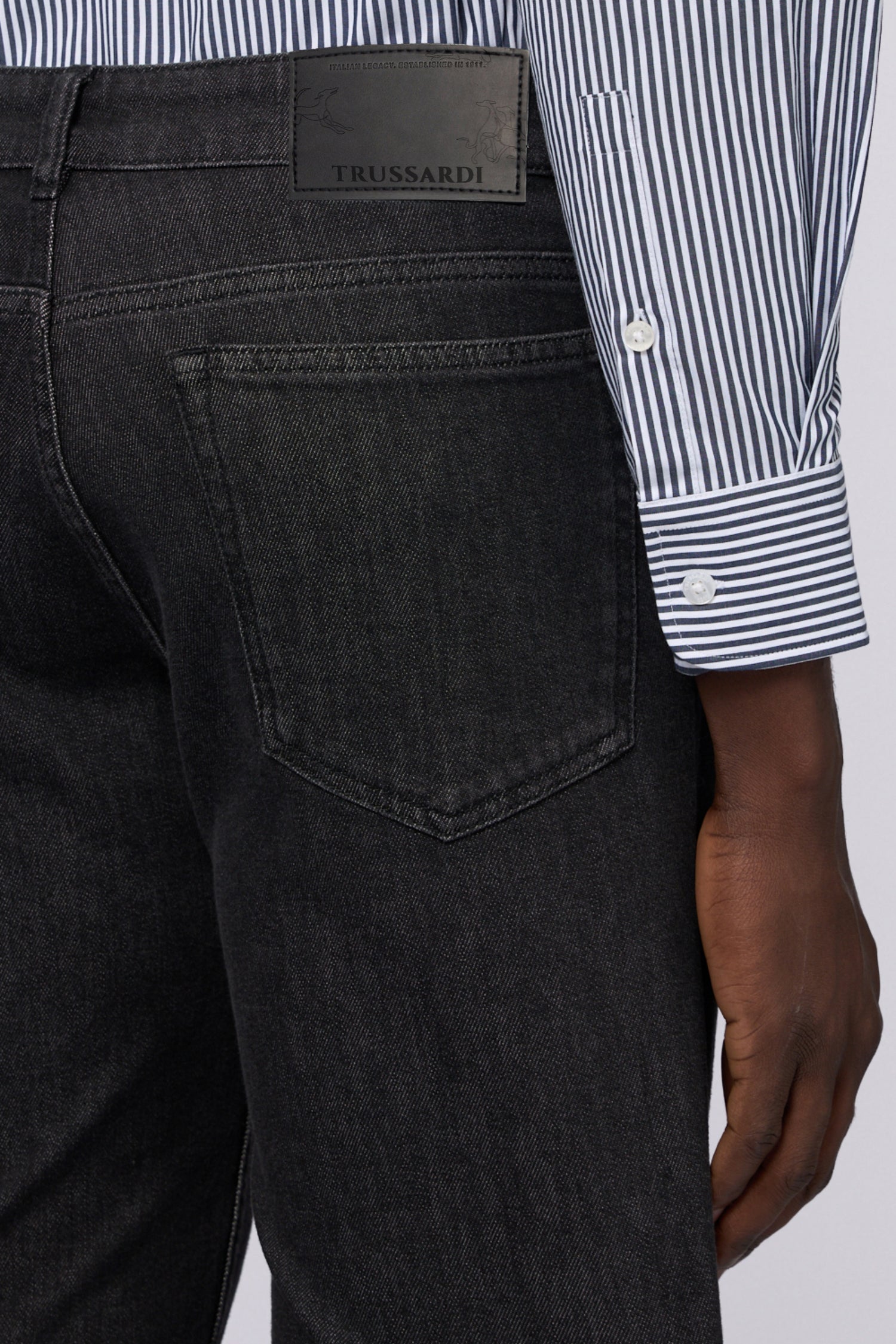 Jeans 370 close fit in denim stone washed 5|4a51a5ffbab31b22b482ab8d508dc7bef0b3be0074304ba5603c5ac69abc763c