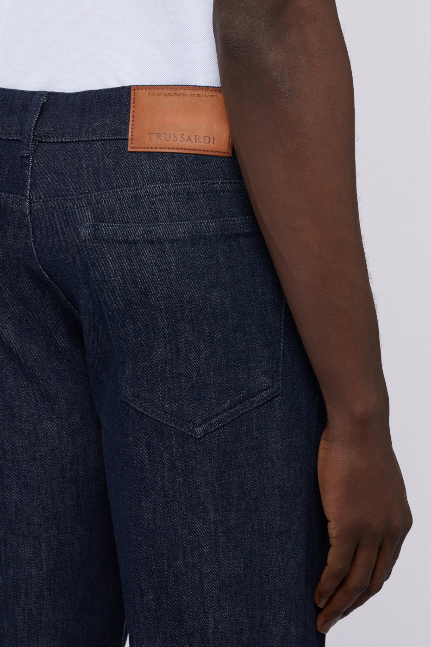 Jeans Regular 380 in denim rinse 5|969d543cf7ab44a0eb4389cab21ca03b80b59370af9cf227d4c2d795ae345dd5