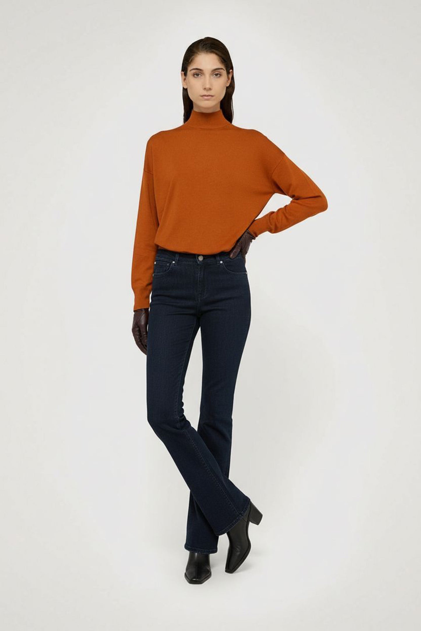 Slim-fit denim jeans 130