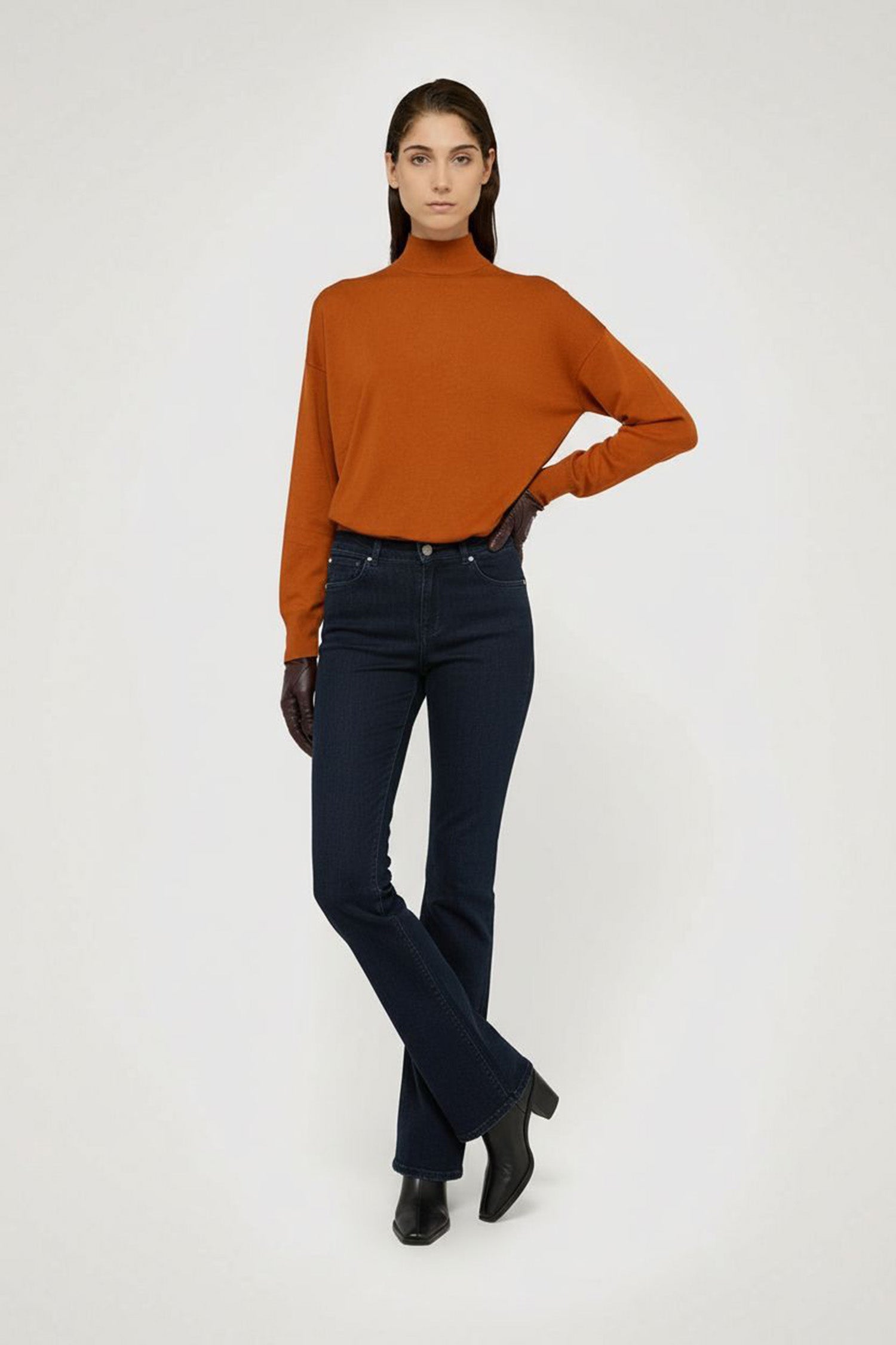 Slim-fit denim jeans 130