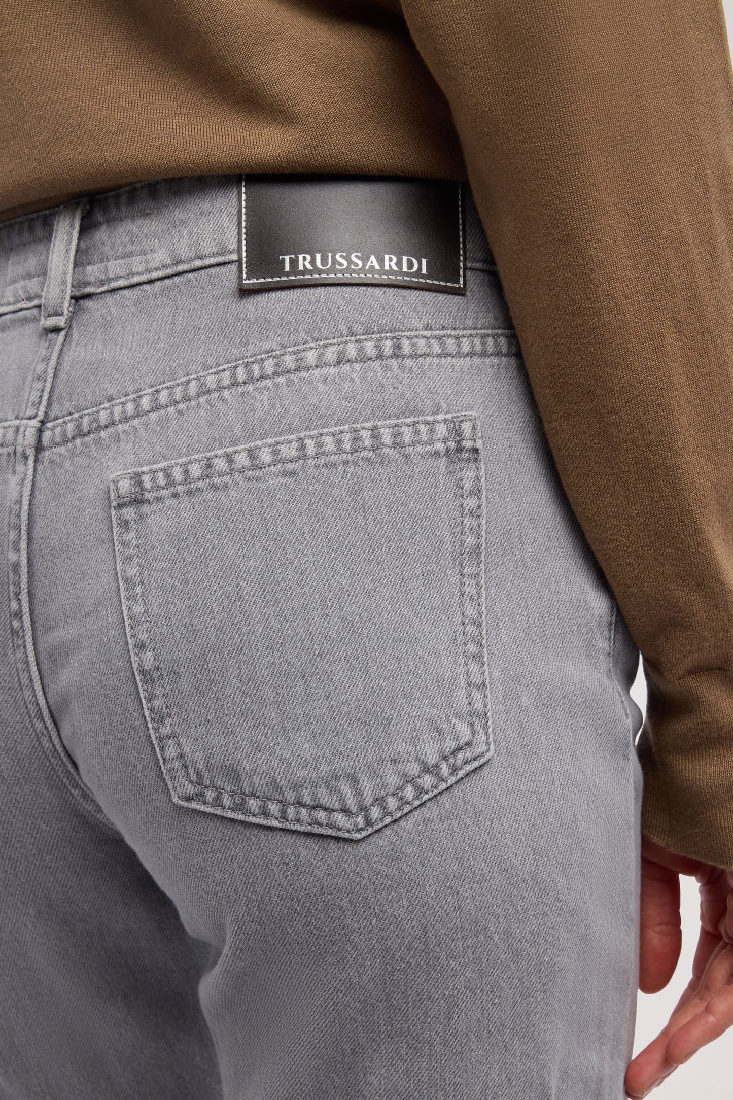 190 Straight - Jeans in Denim Fluido 5|bf207853baddd5cf4ad22d30c6b2d6673b34124c2ddb4a204264ae183f073d4c