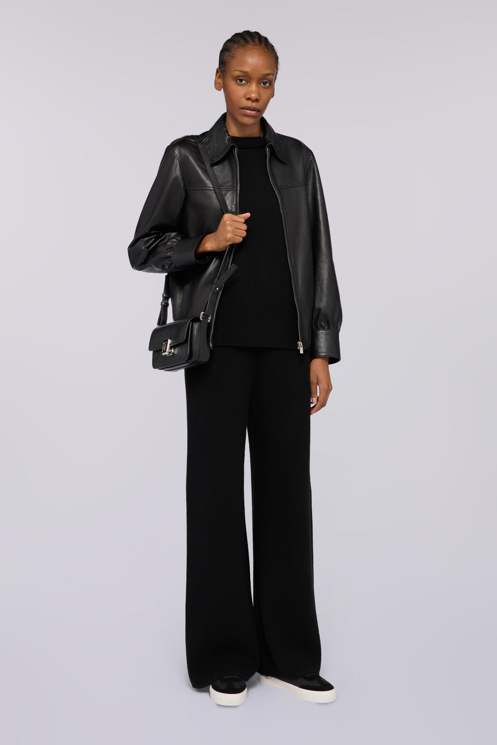 Pantalone palazzo in misto lana 4|7c19854e3982e1fa634a0270375a00dfe3ef109592fe83358ff7e21f46ca541f