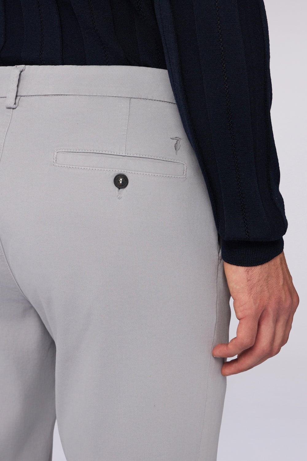 Pantaloni 131 Chino Aviator slim fit in gabardina stretch 3|1cbf201964fe5fdbd2f662c5db1cbad8886c01bd2cc6703cb3626c6601fbc0c2