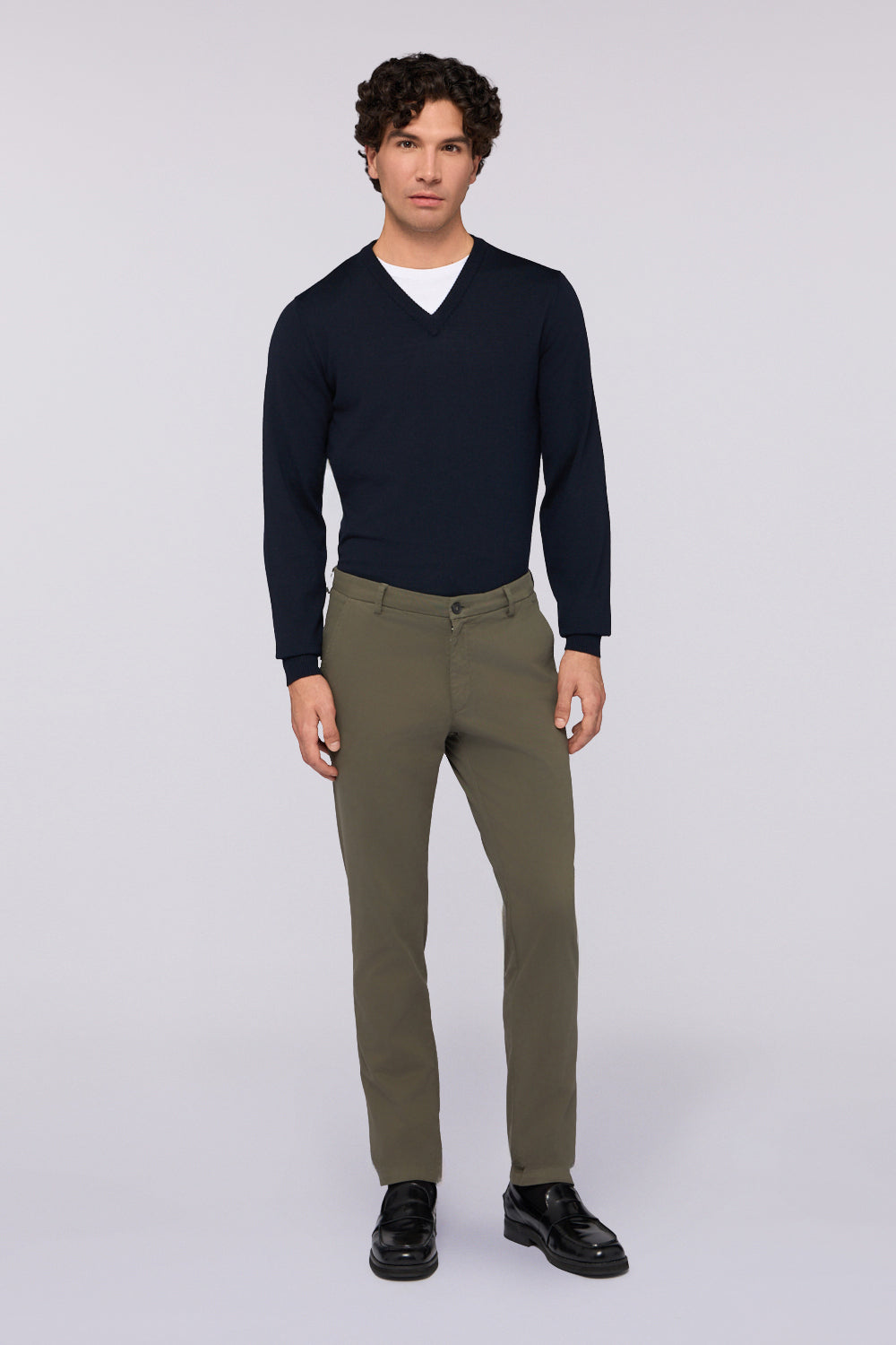 Pantaloni 301 Chino Aviator slim fit in gabardina stretch 2|0e73a2db552827731a15dc5db3377f2cb68aa94276b02639d028c8baa480e126