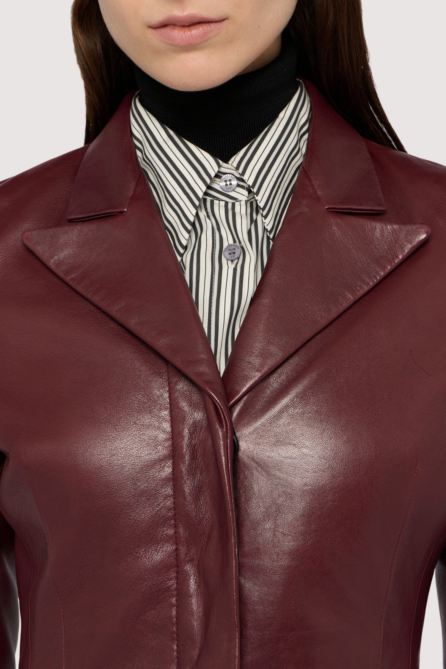 Blazer in pelle con fodera Gentle Society 3|b597f1e2601f6a3e756d3d146020fc893fe41187858e3e7b6ac09d3def5a1327