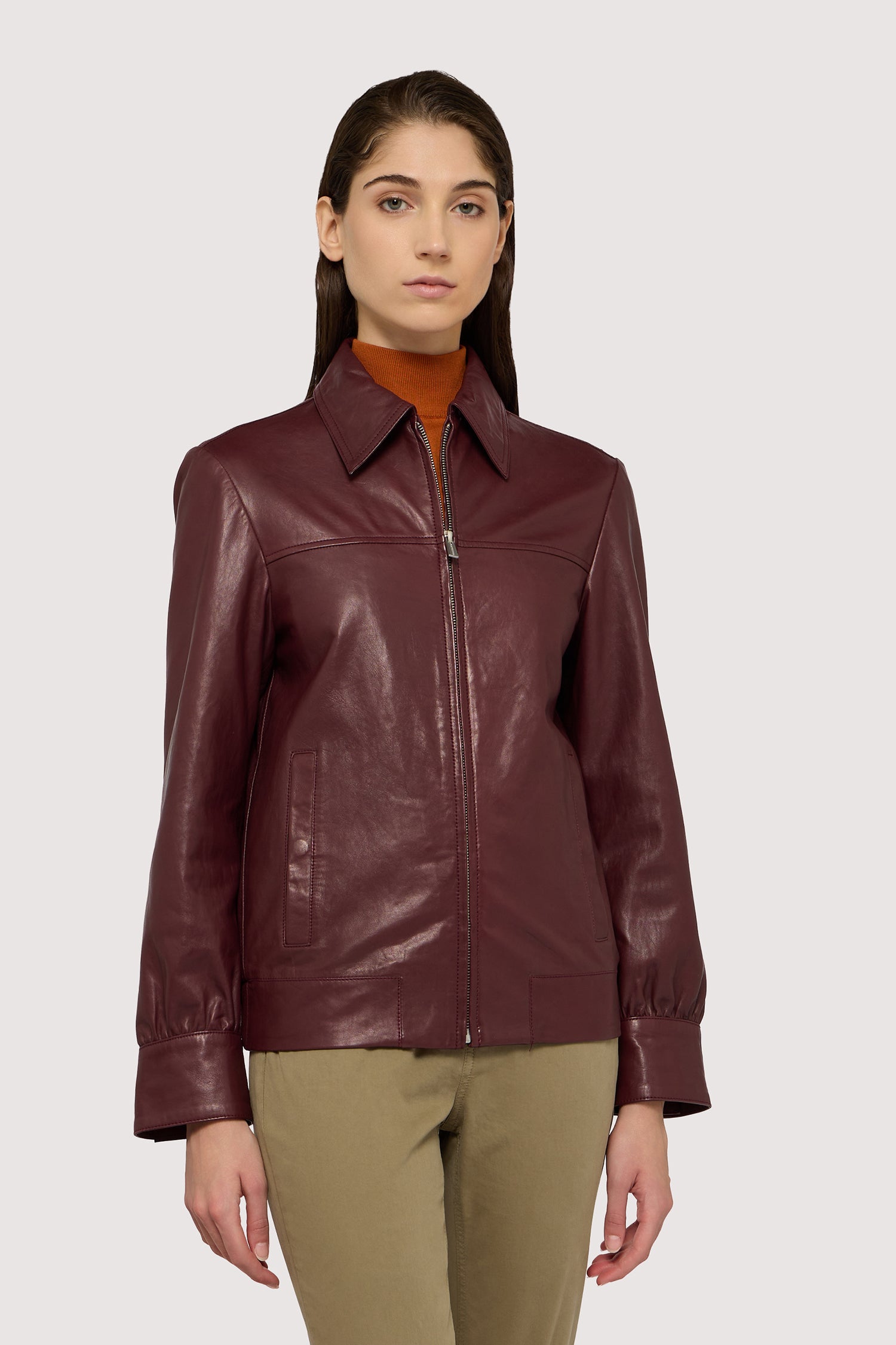 Blouson in pelle 1|9b107d3bc78f92f009810561a94e704cecc69bd3d639541f2df08d4b00fa85d8