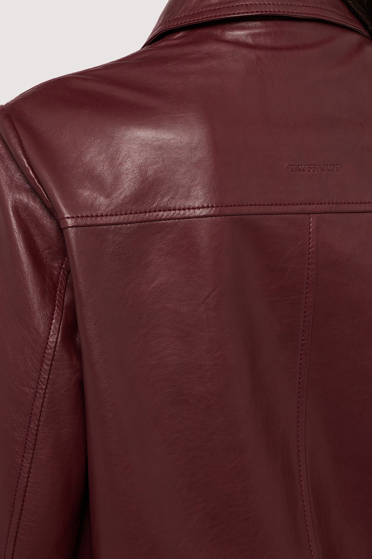 Blouson in pelle 3|98ee3c8e7fbca17886b583766703771be7d426318e82af2aea7d1f391b925cda