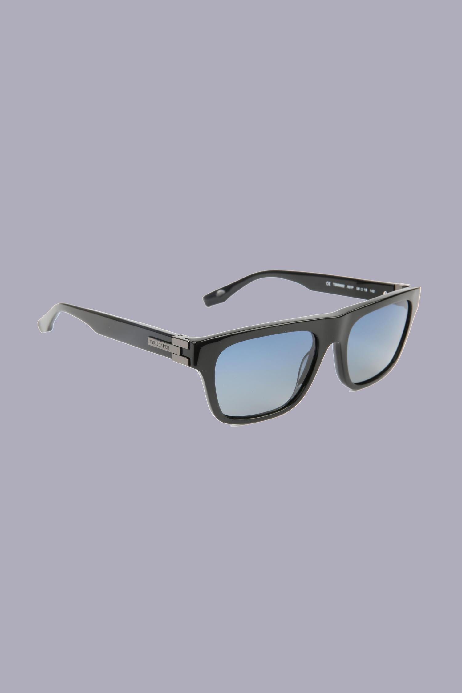 Occhiali da sole squadrati in acetato 1|ceb9795d024bf53f51d5d69bcf84cad8e34c17c29da821c90e656718670164cd