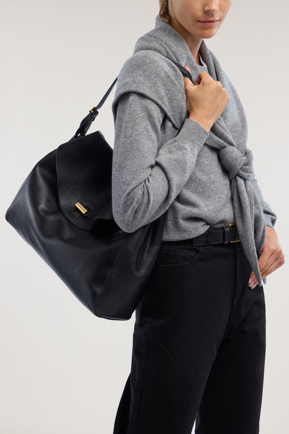 Borsa a tracolla Girello large in pelle 5|6773c75ca20da68615e595204a597a46678e6b34efd90633d00877117498eee9