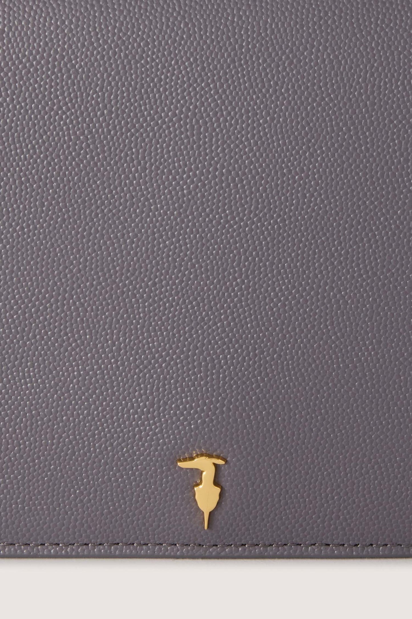 Borsa a tracolla Cameo con patta in pelle 4|0c0b73aa5731237037f143379352872ecf5d4ce0ee9fa7f72da6312d5bdf850b