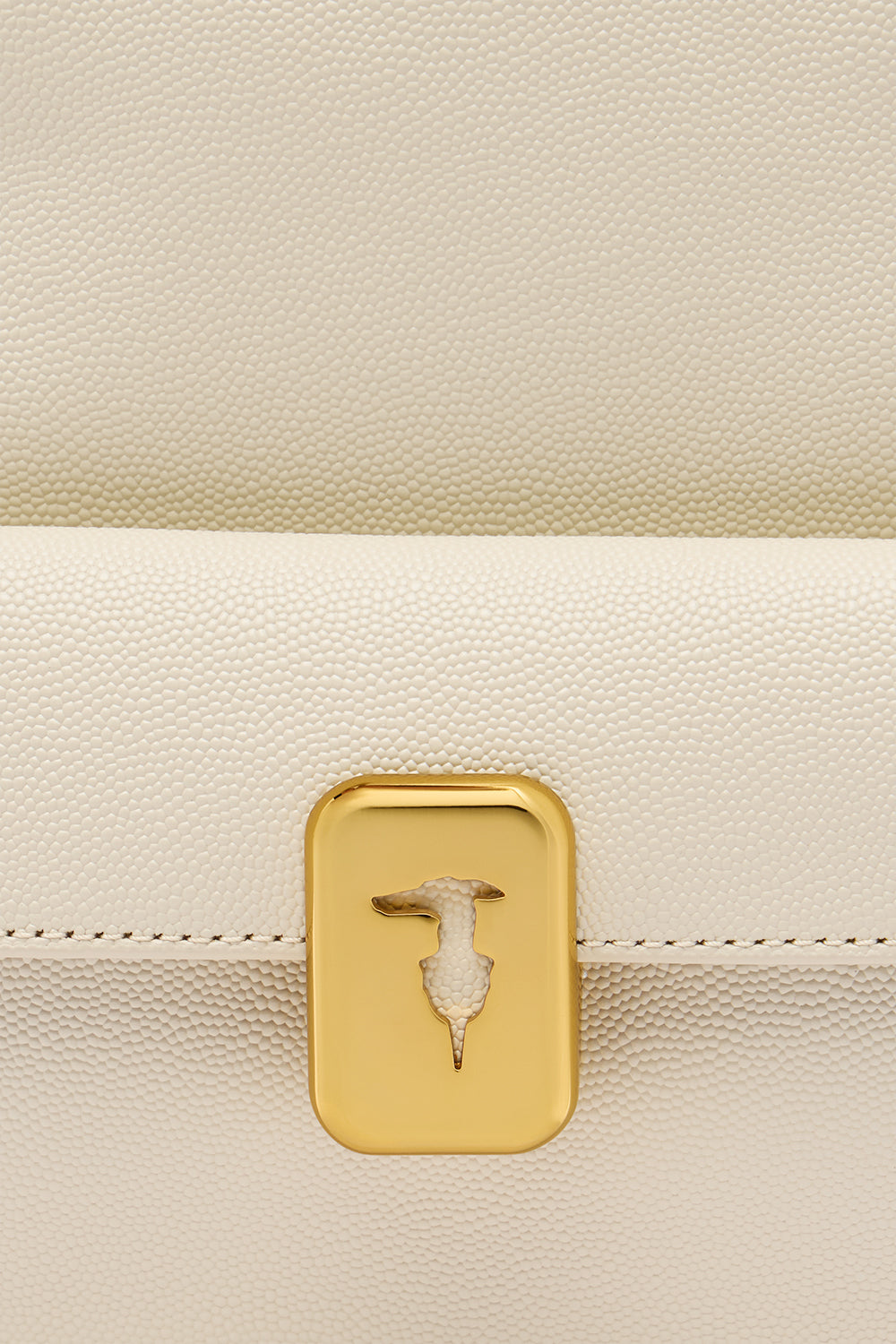 Zaino Cameo small in pelle grana riso 3|f9e1f823a6fa206a2a5b52accbf85bfc9d596fd0fa5585b300afb2b08a232517