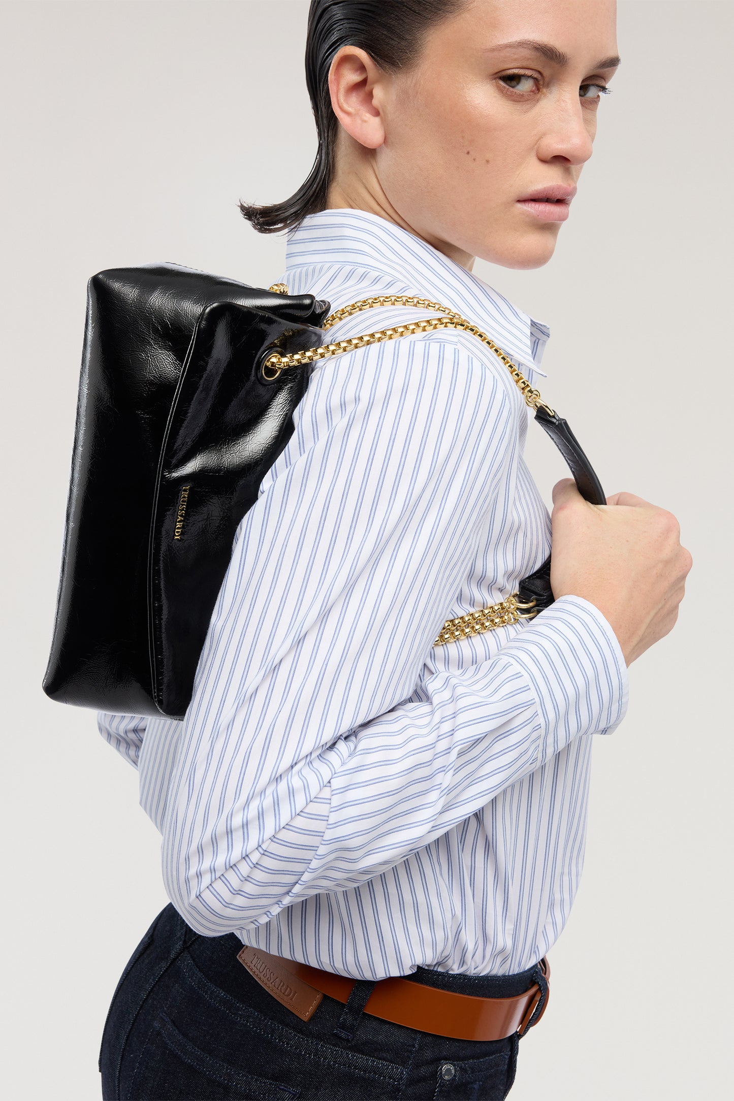 Borsa a tracolla Orbita mini con catena in pelle 5|eed84d34da8a199a2ed5793f87f6cd3ff9cfad503f79d7549f42c15279cf3f5c