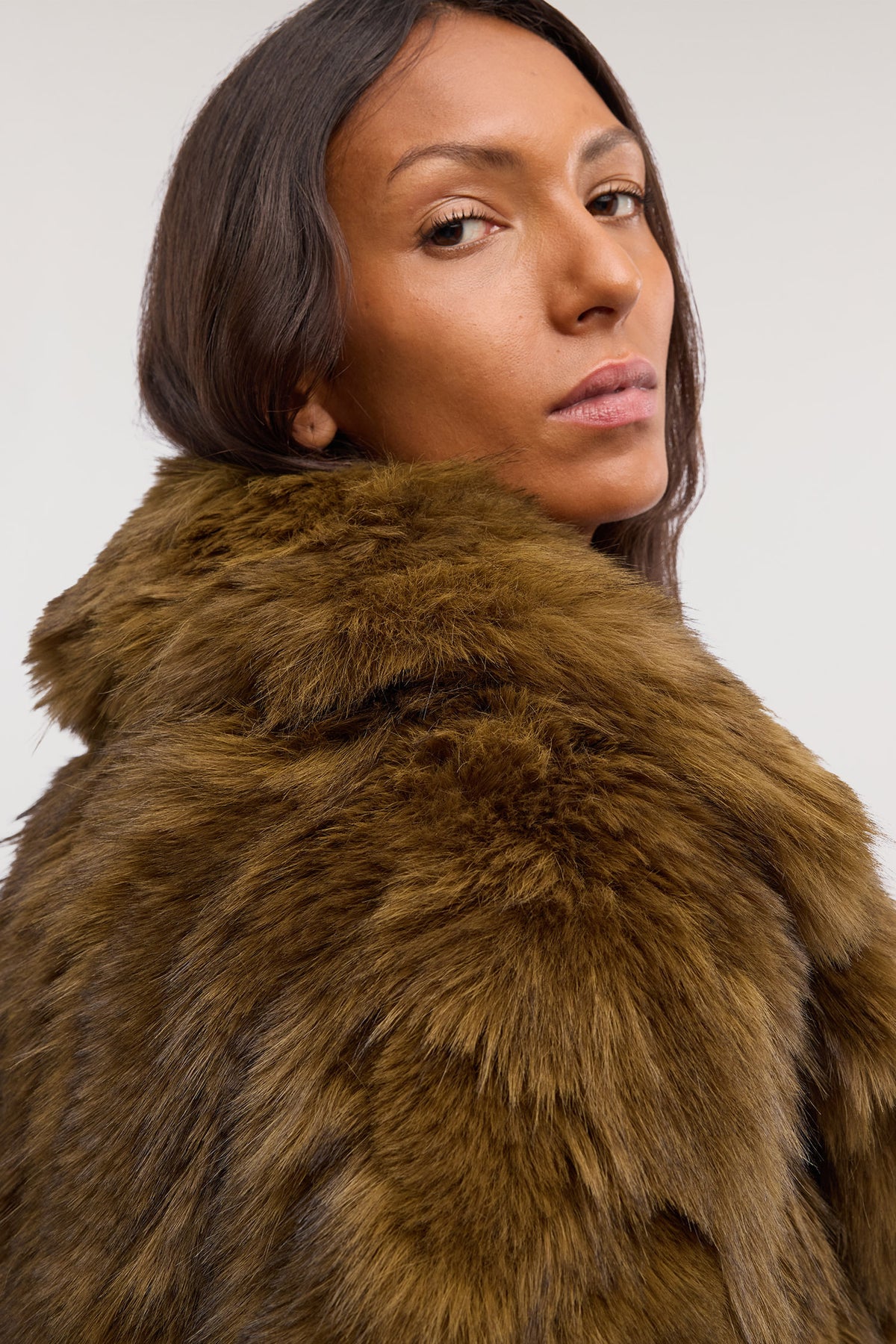 Giacca oversize in ecopelliccia 5|a30d4795c63e5c286658fa4bd6b87f8f81f8555f4f0fe72be82c658882512f99