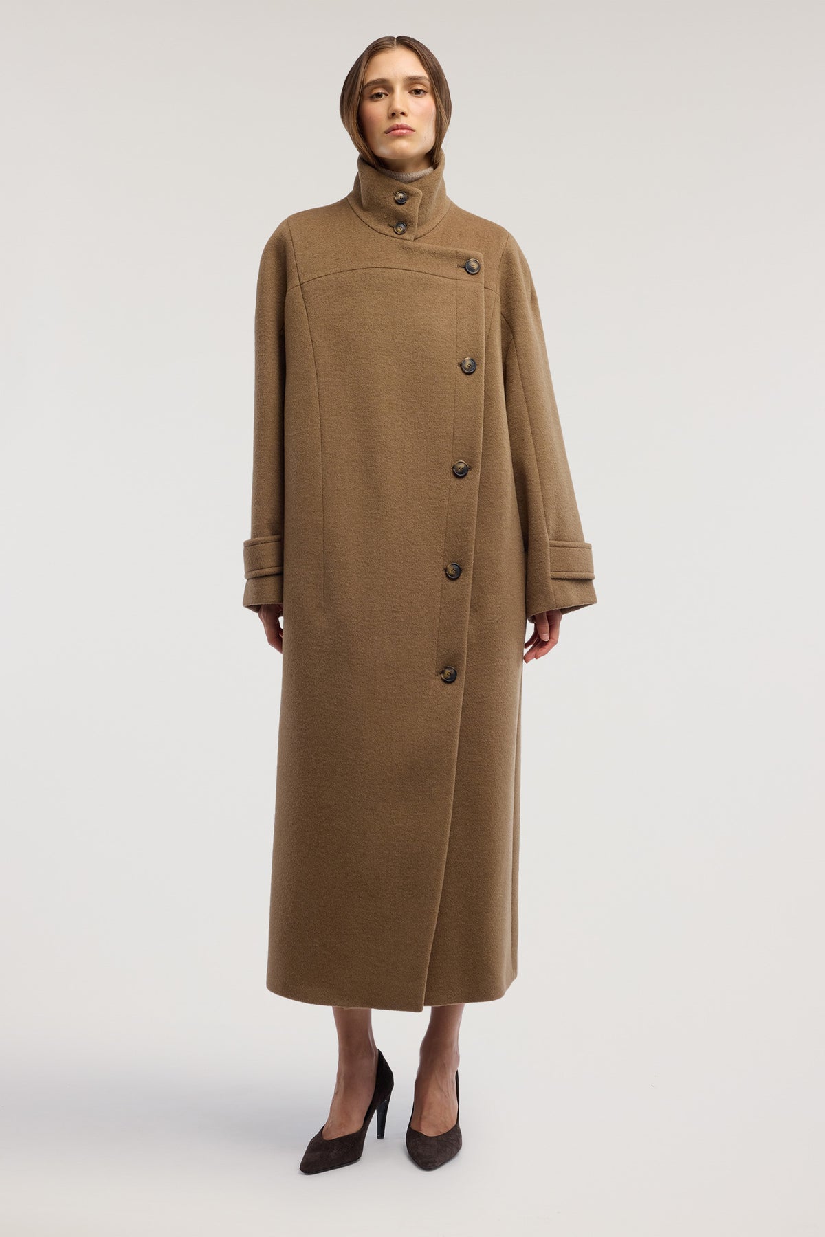 Cappotto over in panno di lana 1|fd8f15dd3fc3fba9021d61f18ae46bfc9cf51ebf1673d063b82e511e2ea600d8