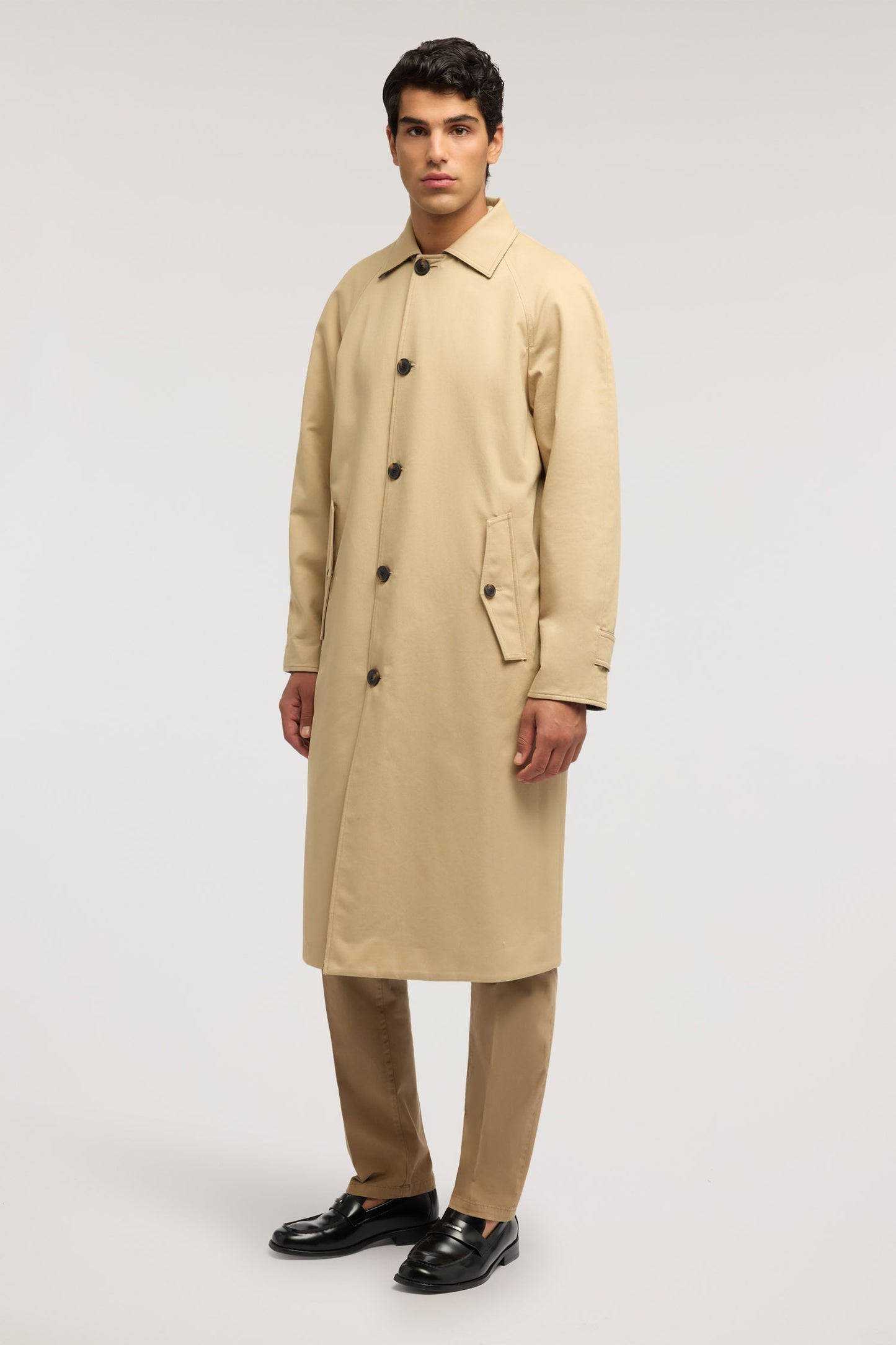 Cappotto reversibile in gabardina  1|26b0ec0b4062cb317c19d49d95793ba6ae46e2447bb0a6454c39fa01f8a414ce