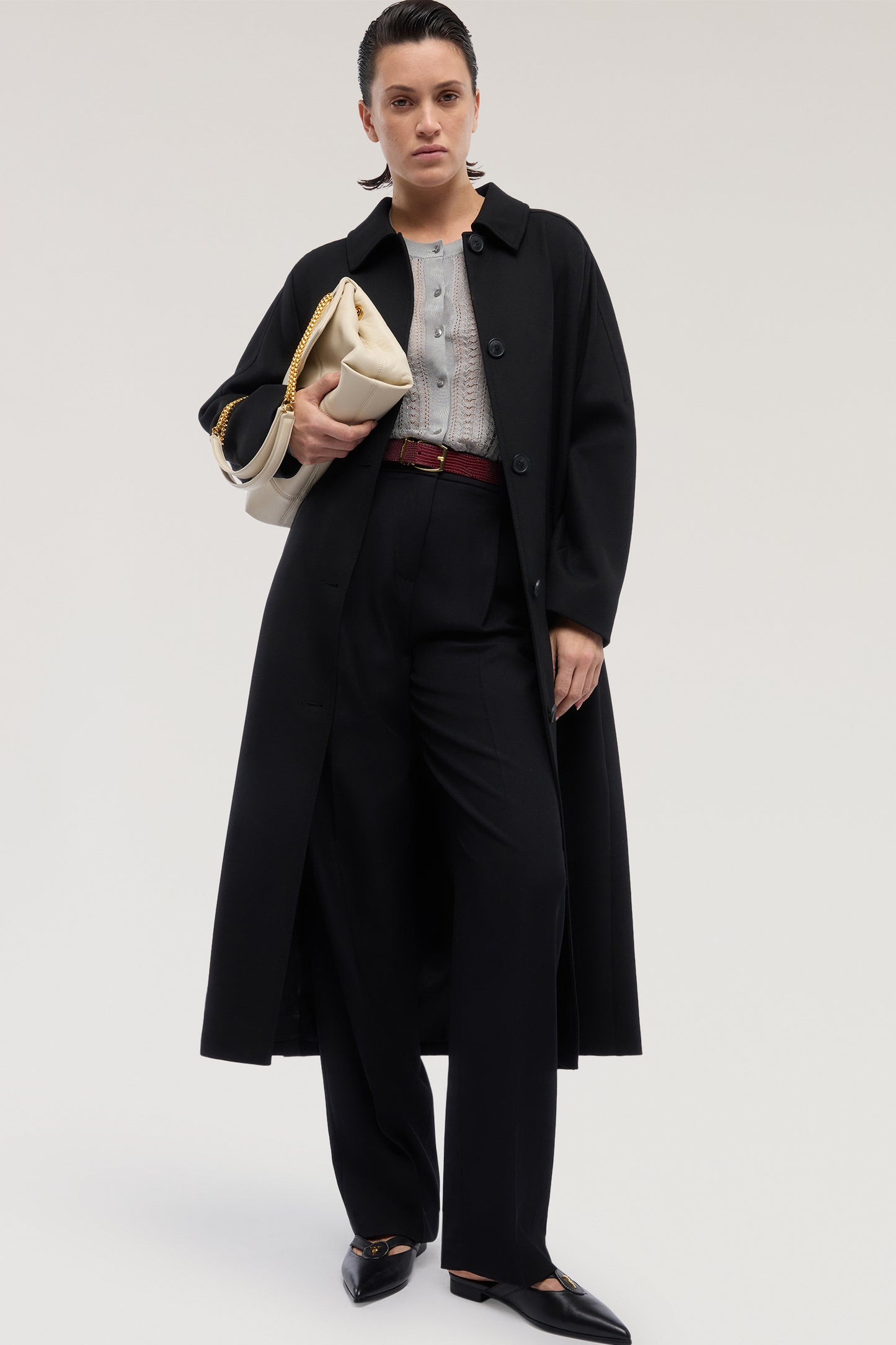 Trench in lana leggera 4|a4ceb1e8e55cc27541bebf56489ae1163e164893d8c4a7d8370a4a46e7486581